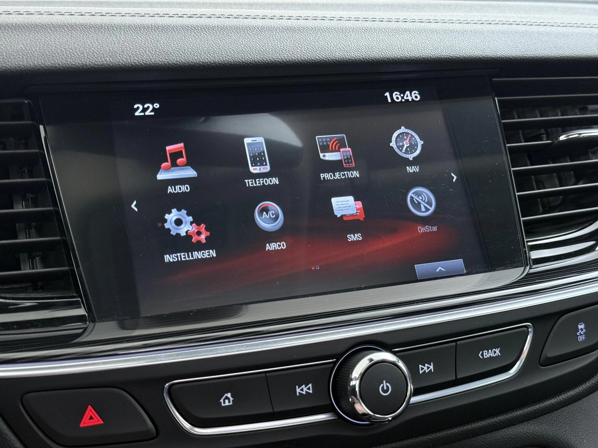 Opel-Insignia-image-21
