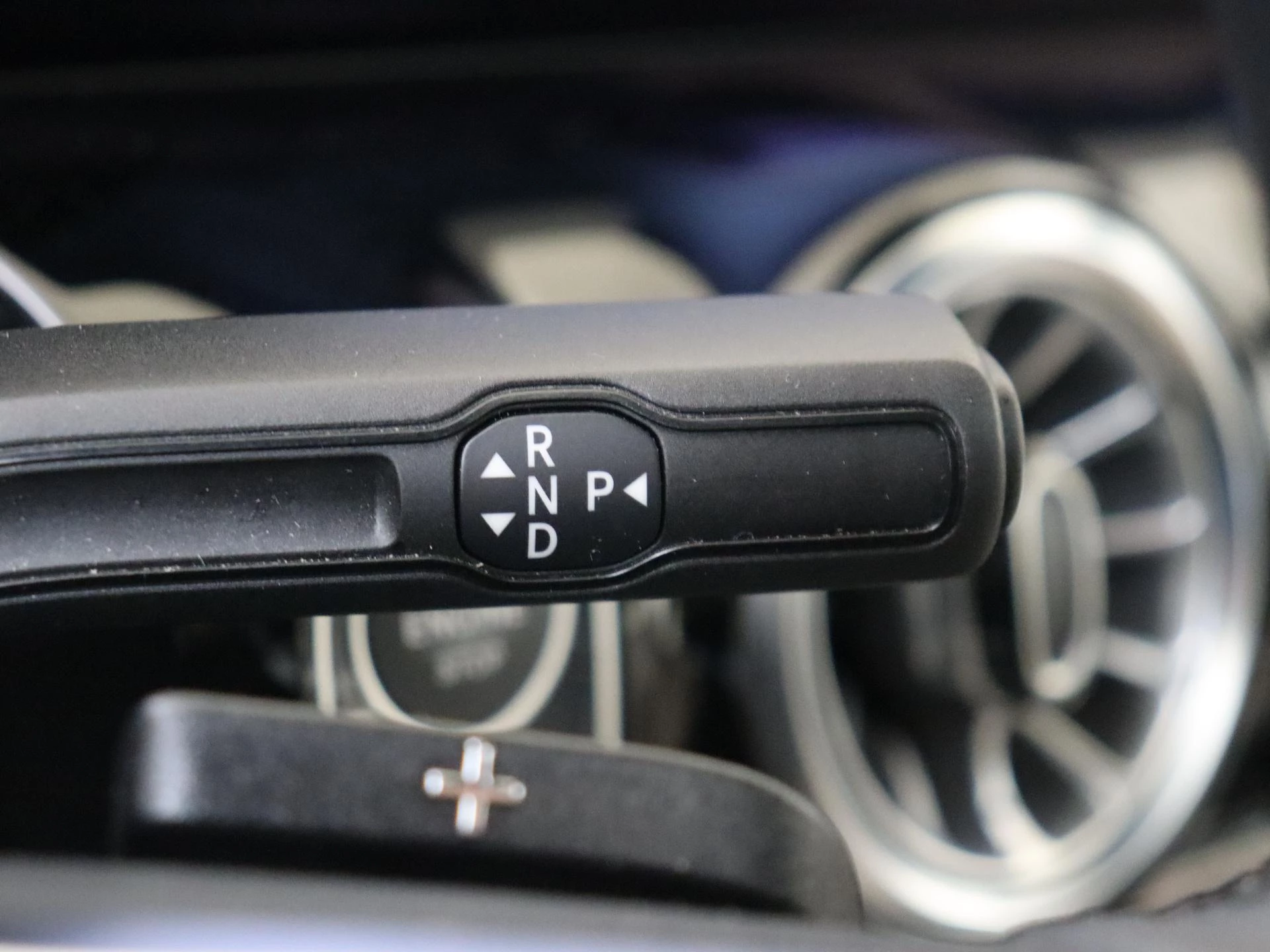 Mercedes-Benz-B-Klasse-image-15