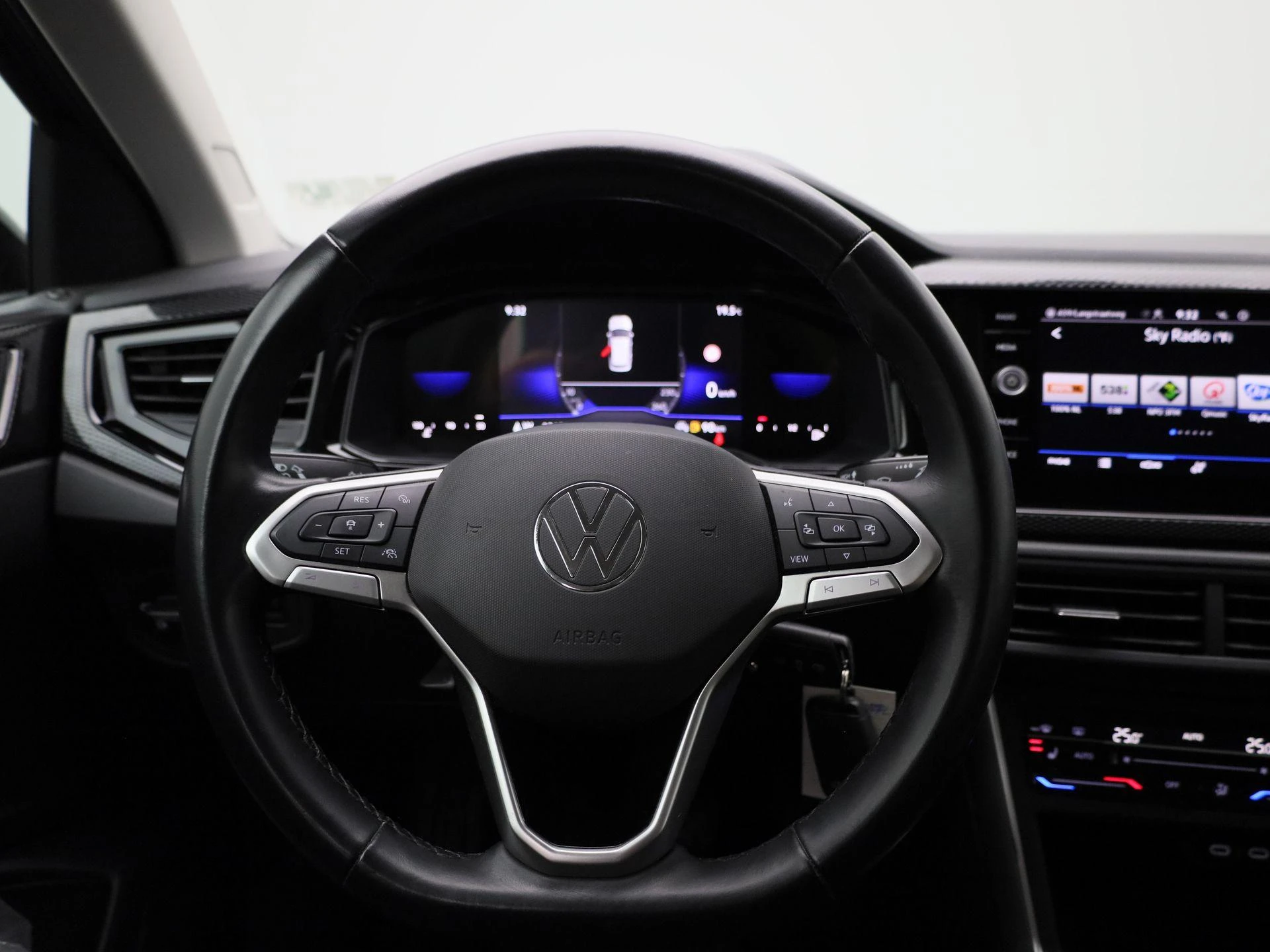 Volkswagen-Taigo-image-6