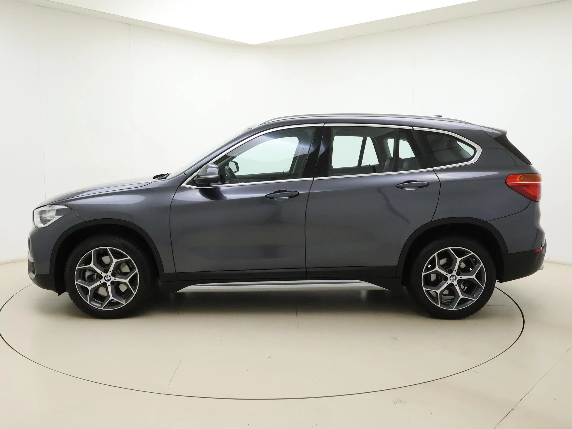 BMW X1 sDrive20i Orange Edition II