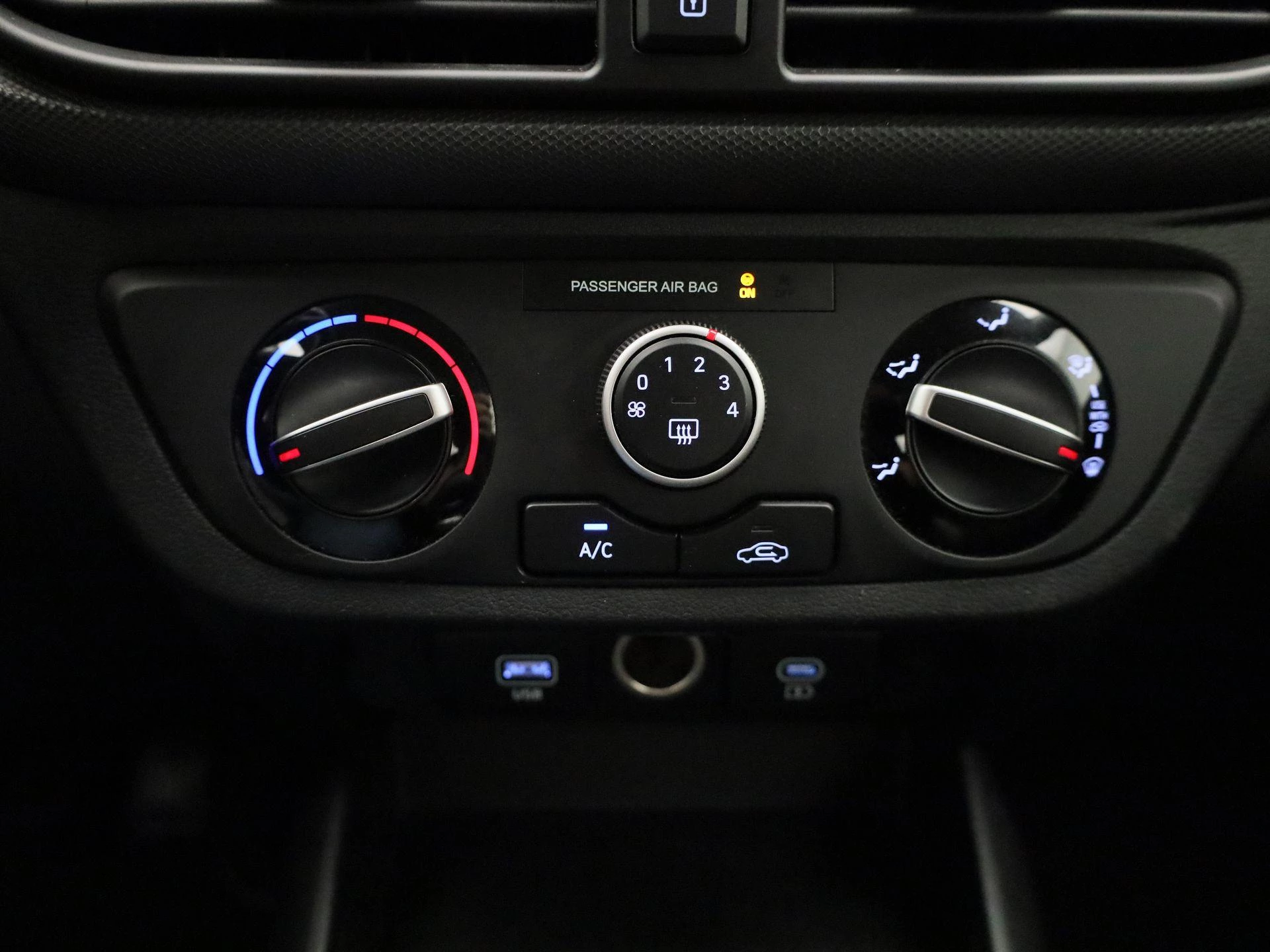 Hyundai-i10-image-18