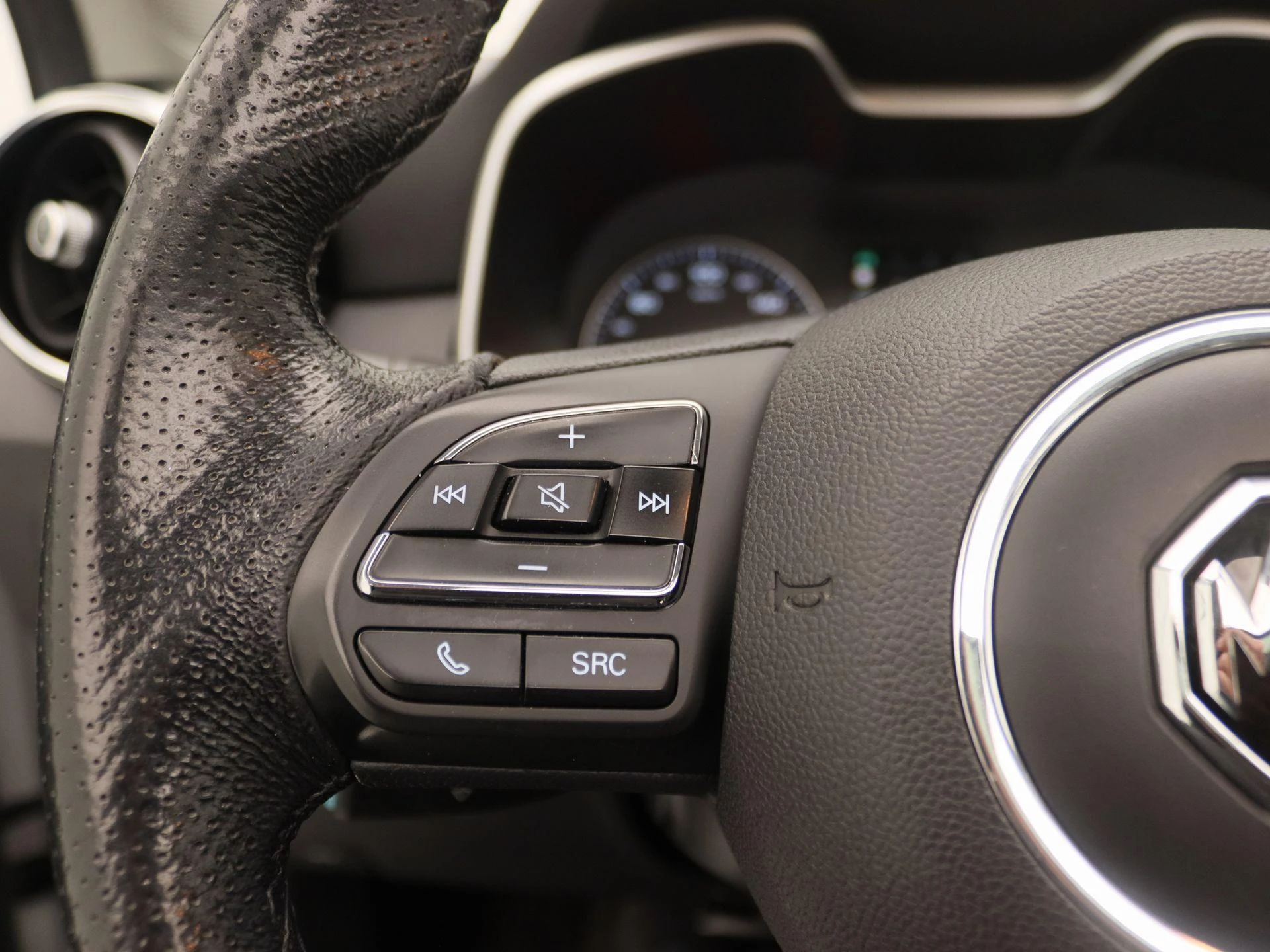 MG-ZS EV-image-20
