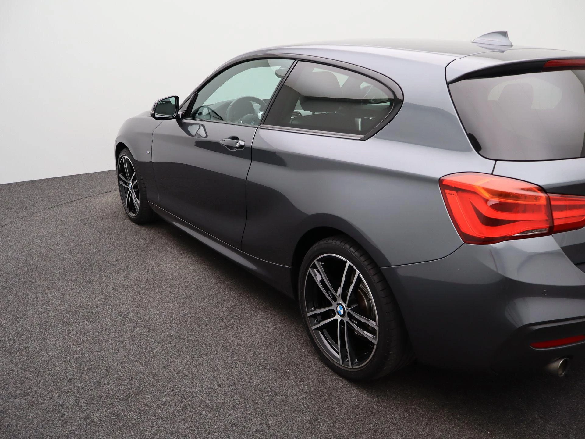 BMW-1 Serie-image-37