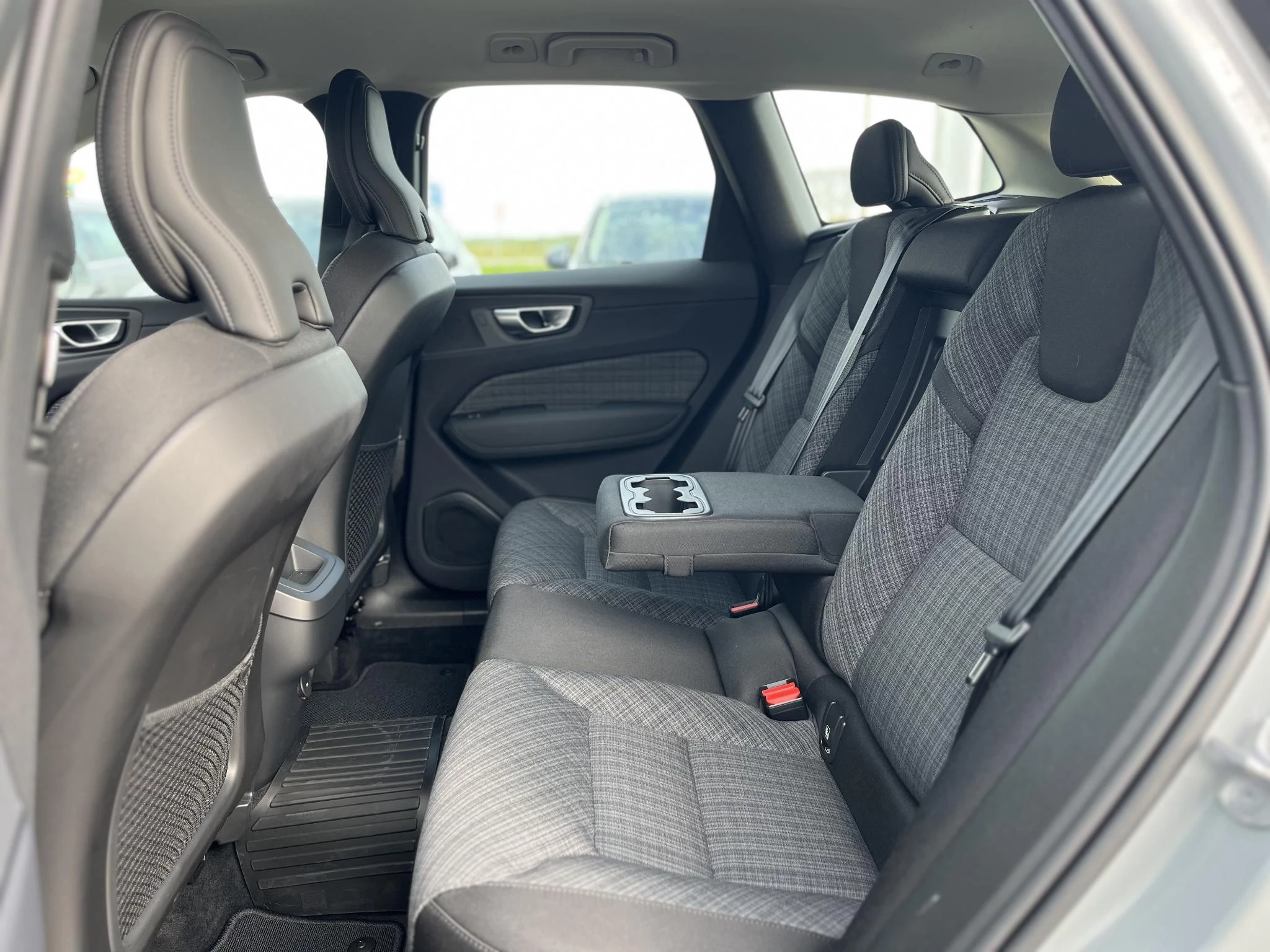 Volvo-XC60-image-8