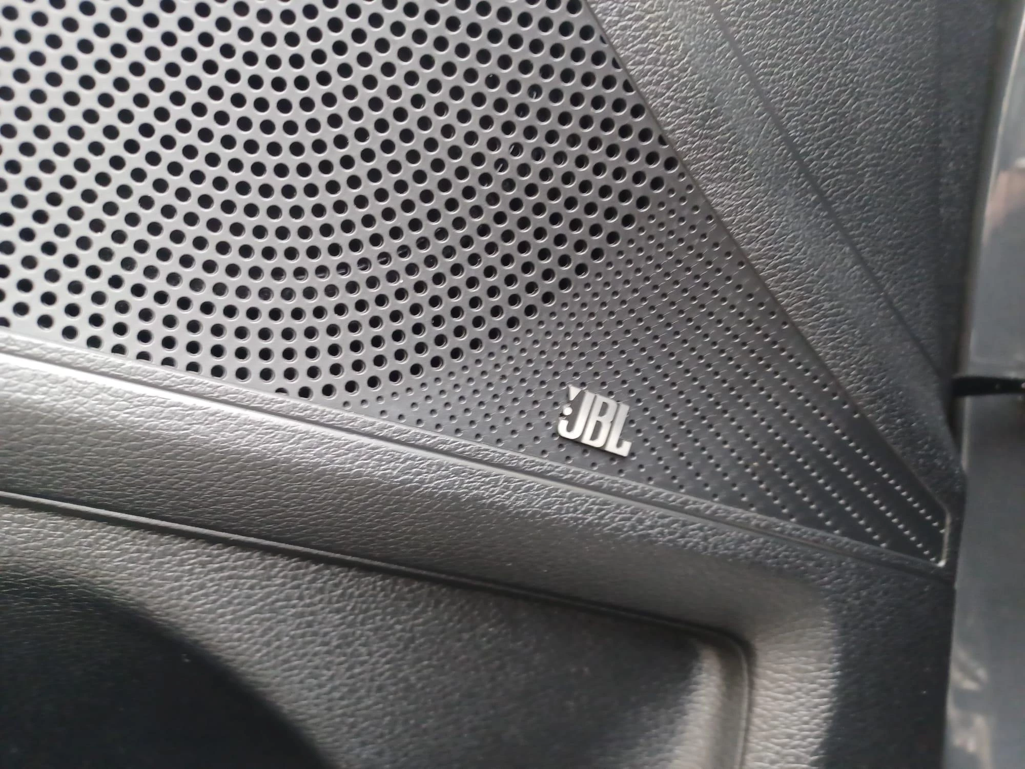 Kia-ProCeed-image-16