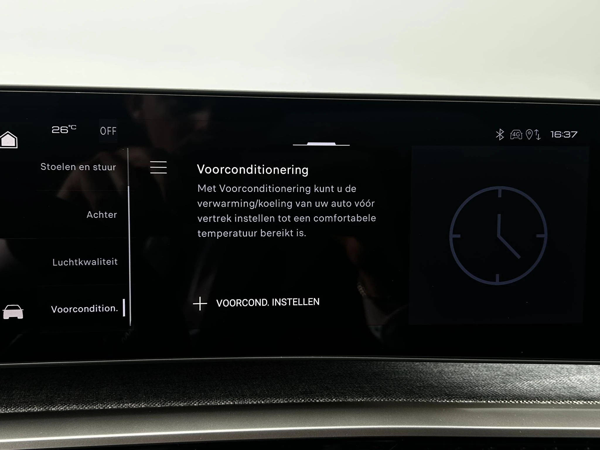 Peugeot-e-5008-image-21