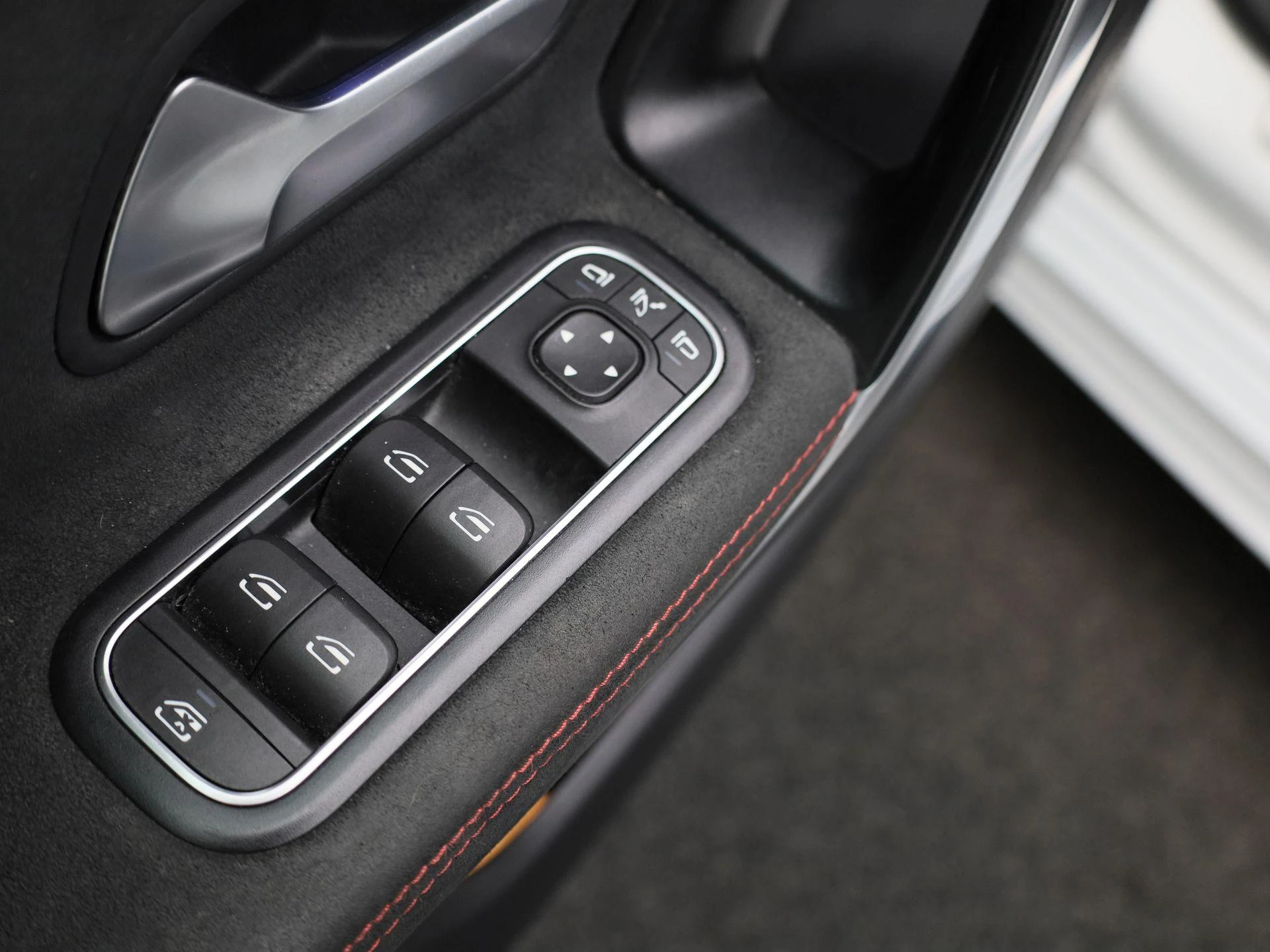 Mercedes-Benz-A-Klasse-image-37