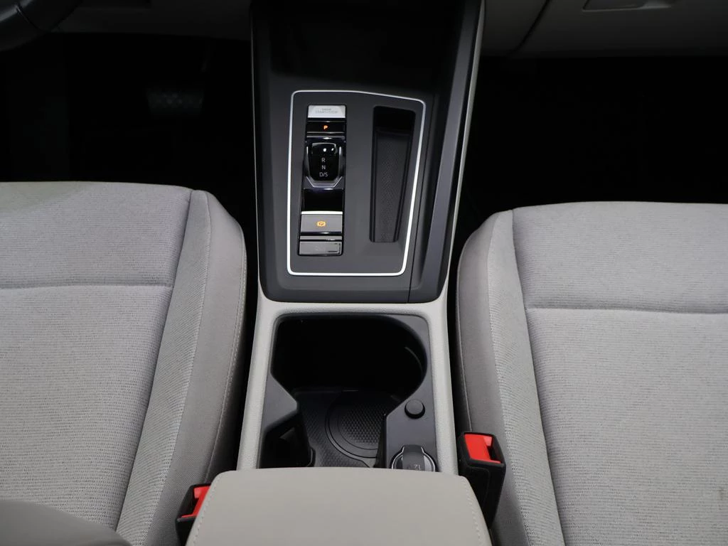 Volkswagen Golf VIII SW Golf 1.0eTSI Life 110PK *AUTOMAAT*LANE-ASSIST*ACC*PDC*APP-CONNECT*...*