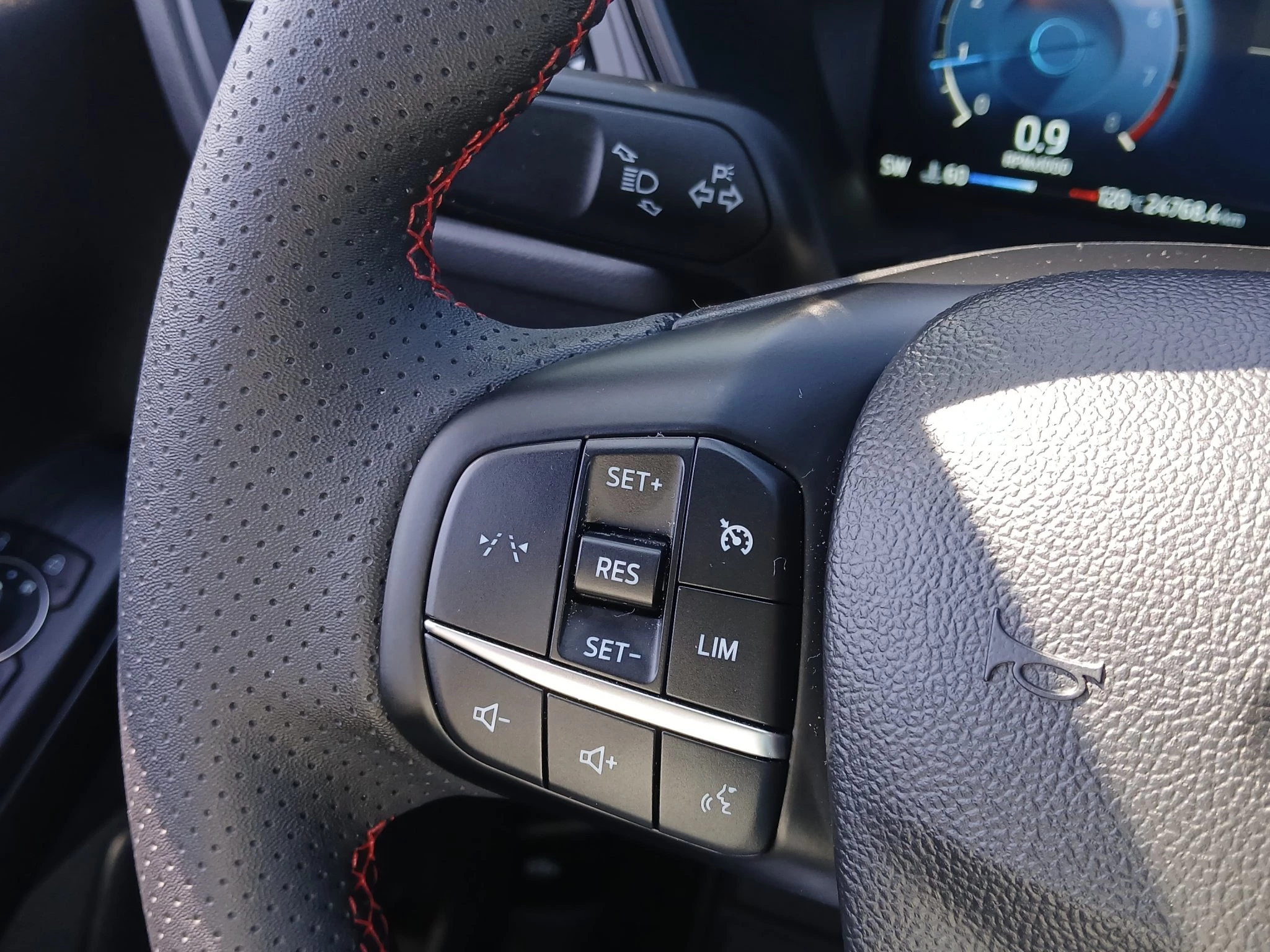 Ford-Kuga-image-20