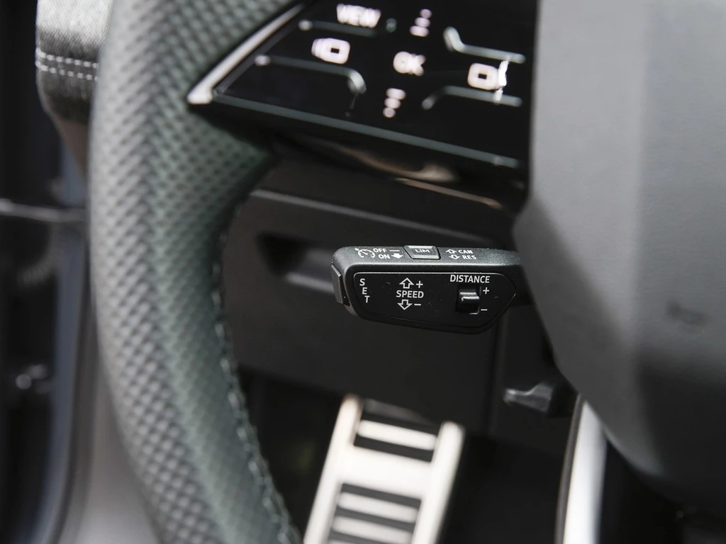 Audi Q6 e-tron Sportback performance S line AHK ACC