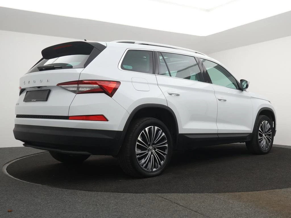Škoda Kodiaq Kodiaq Clever+ 2.0TDI 150PK *AUTOMAAT*PANODAK*7 ZITPLAATSEN*LEDER*CAMERA*ACC*PDC*NAVI*...*