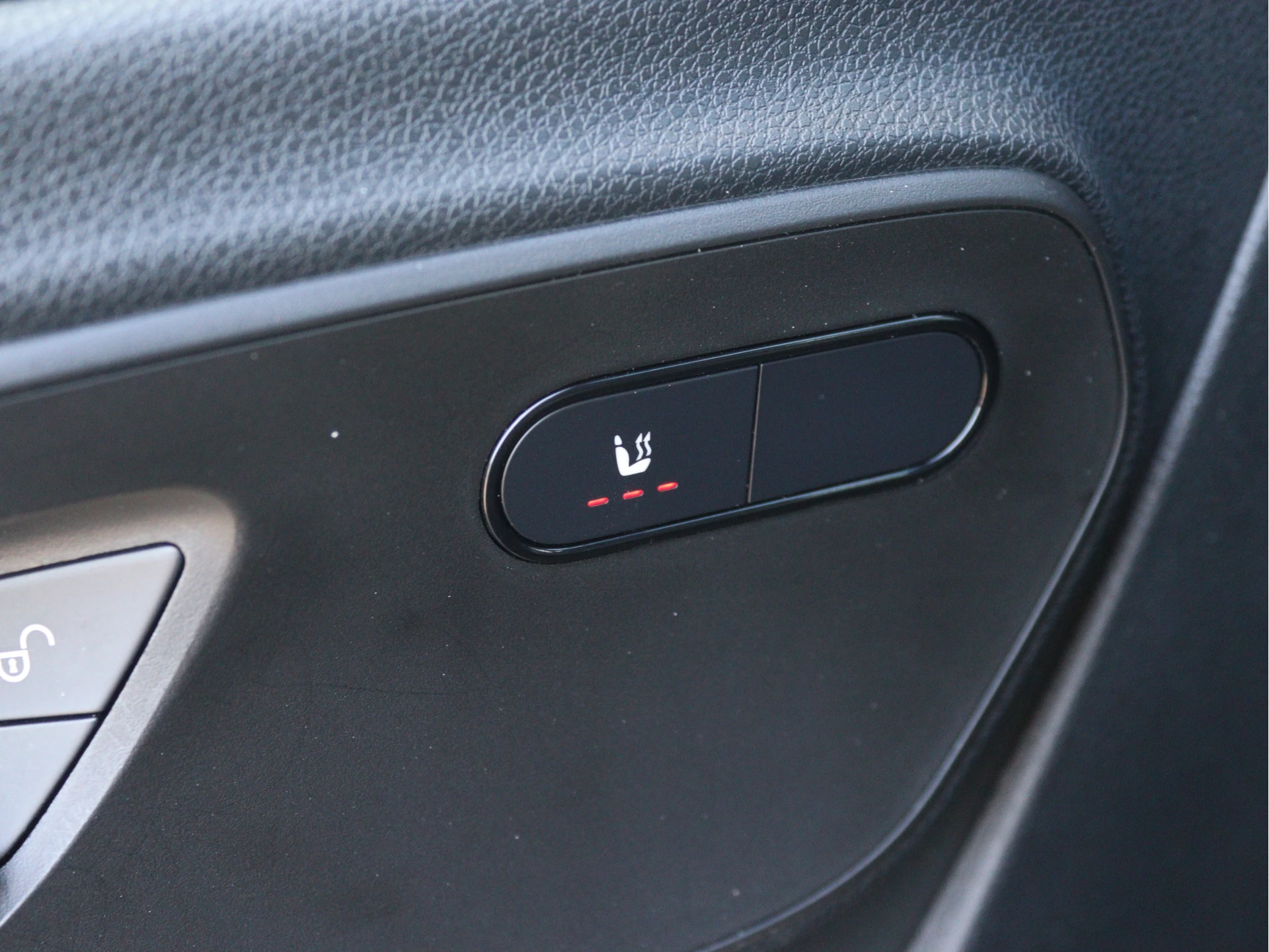 Mercedes-Benz-Sprinter-image-5