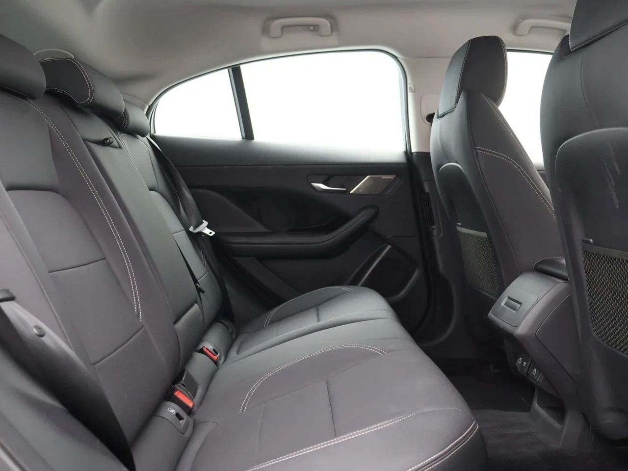 Jaguar I-PACE 90 kWh EV320 S *NAVI*ZETELVERWARMING*TREKHAAK*...
