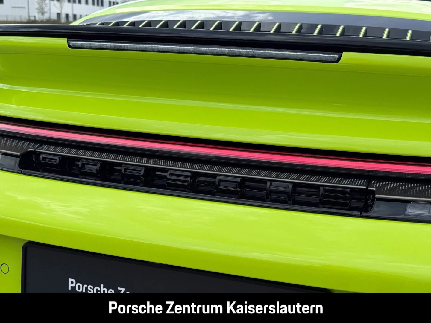 Porsche 911 992 Turbo S Cabrio Burmester Clubleder PCCB turbo s