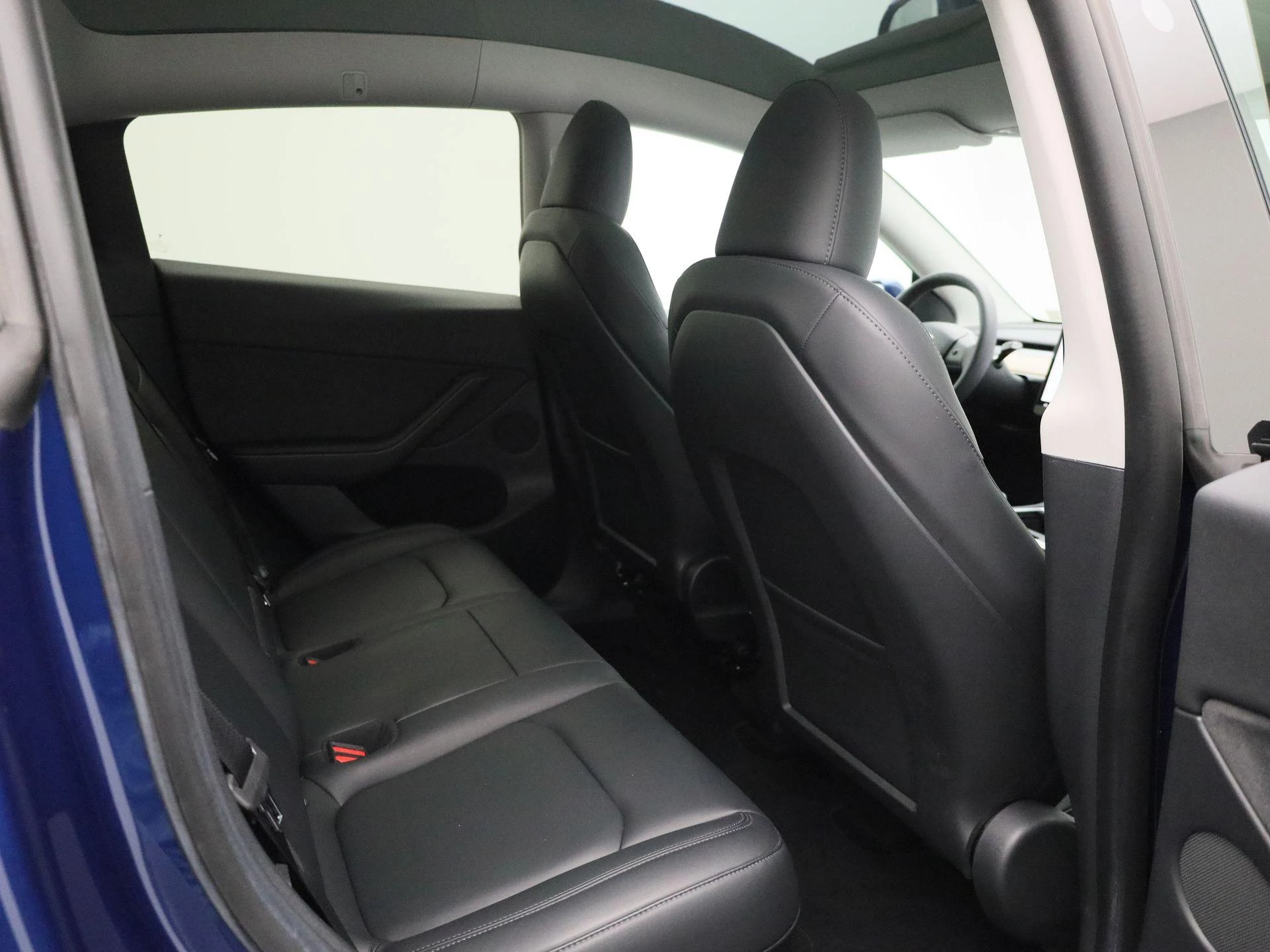 Tesla-Model Y-image-13