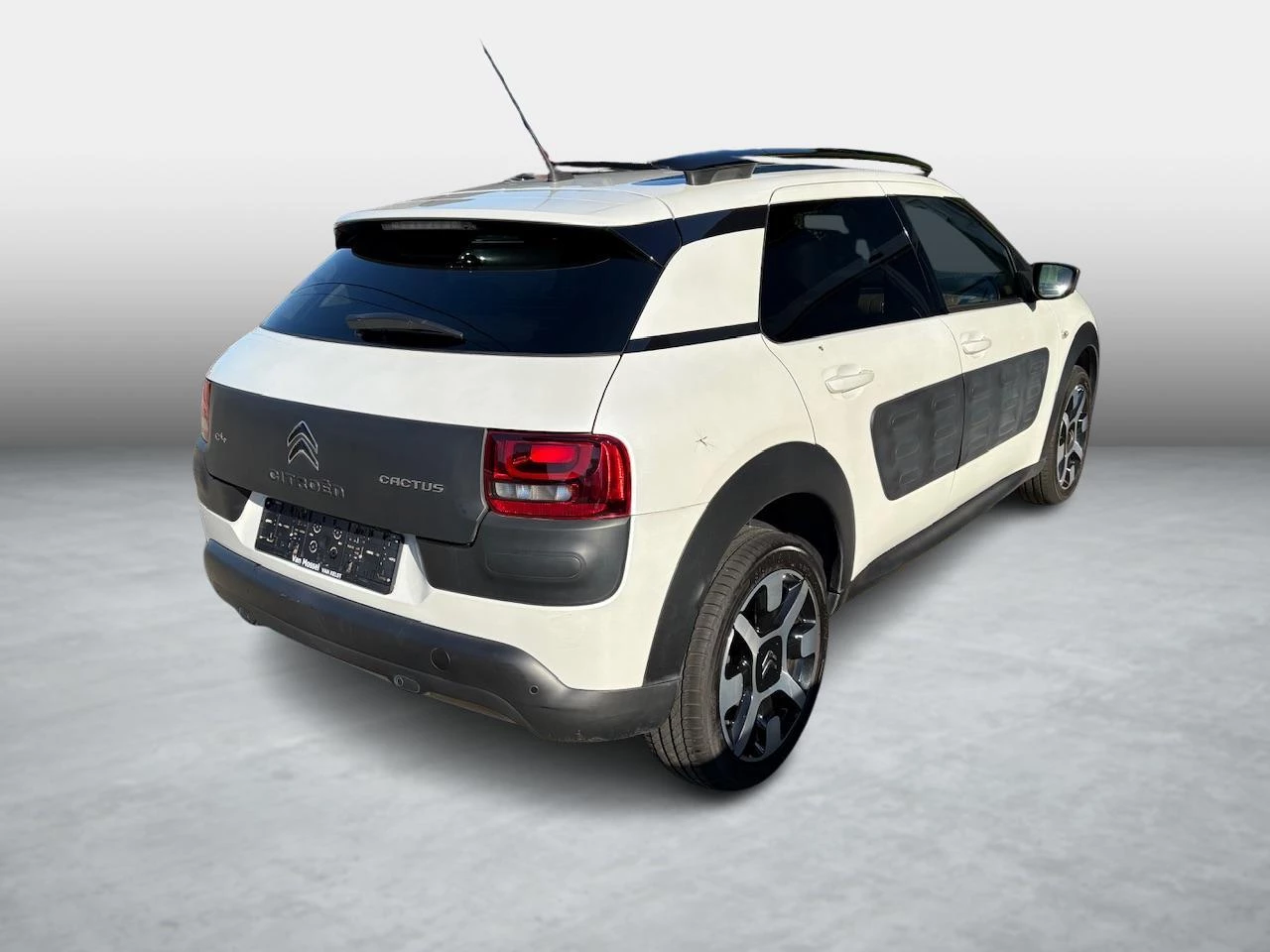 Citroën-C4 Cactus-image-4