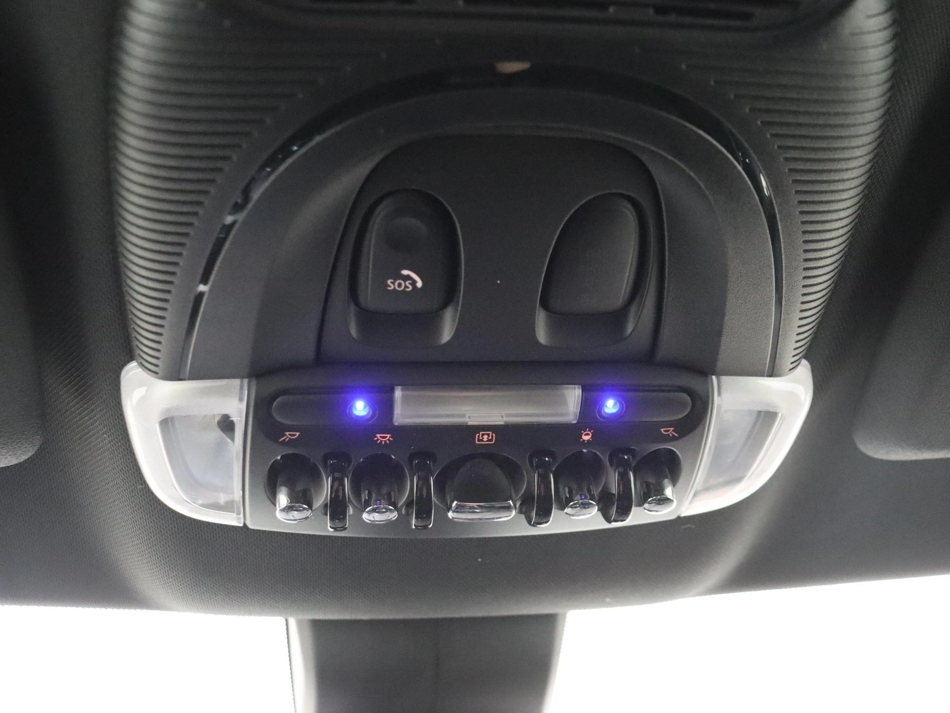 MINI-Countryman-image-24