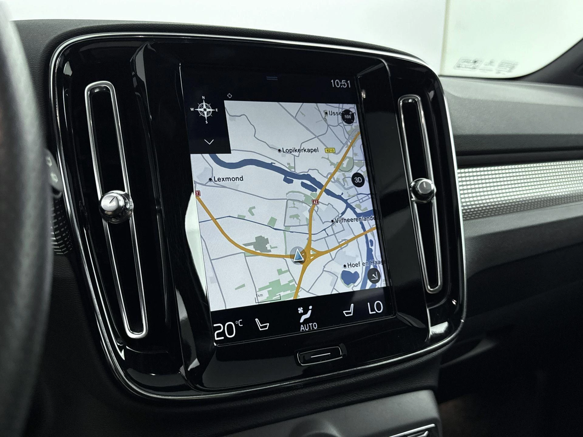 Volvo-XC40-image-17