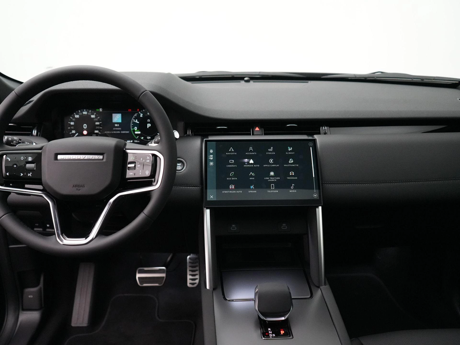 Land Rover-Discovery Sport-image-40