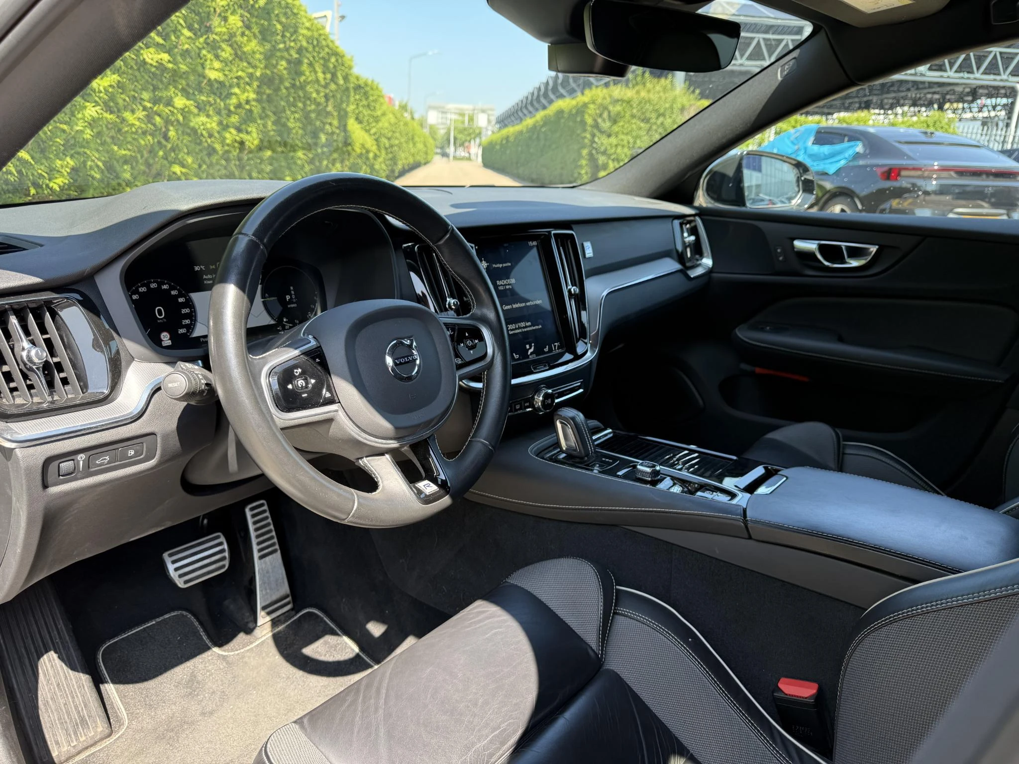 Volvo S60 T6 AWD Twin Engine R-Design