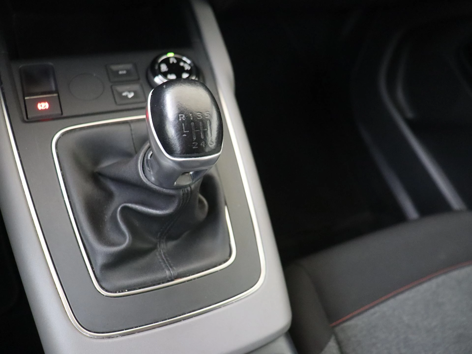 Citroën-C5 Aircross-image-14