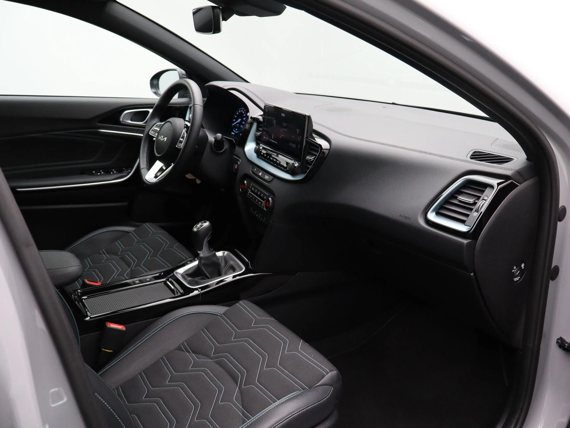 Kia-Ceed Sportswagon-image-33