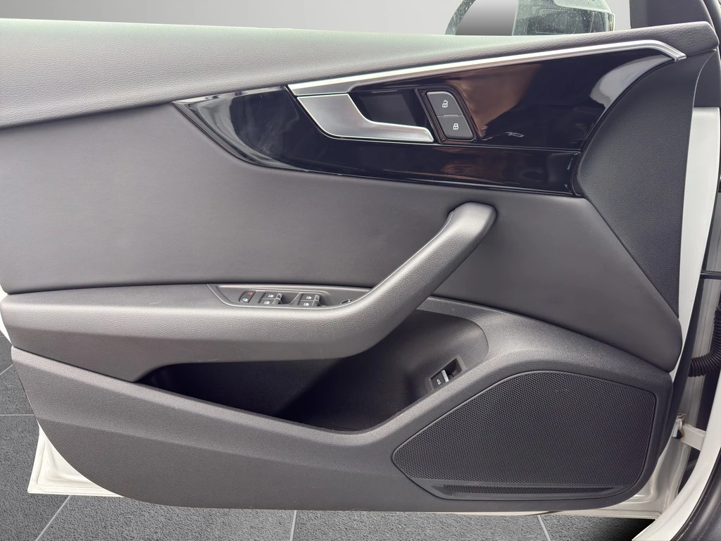 Audi-A4-image-16