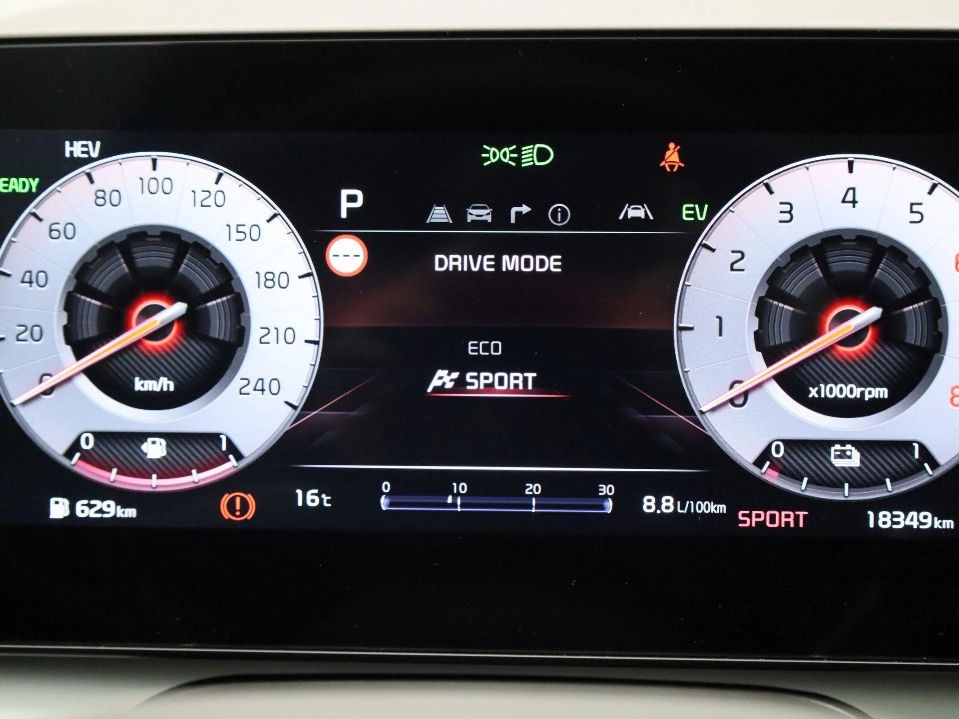Kia-Niro-image-23