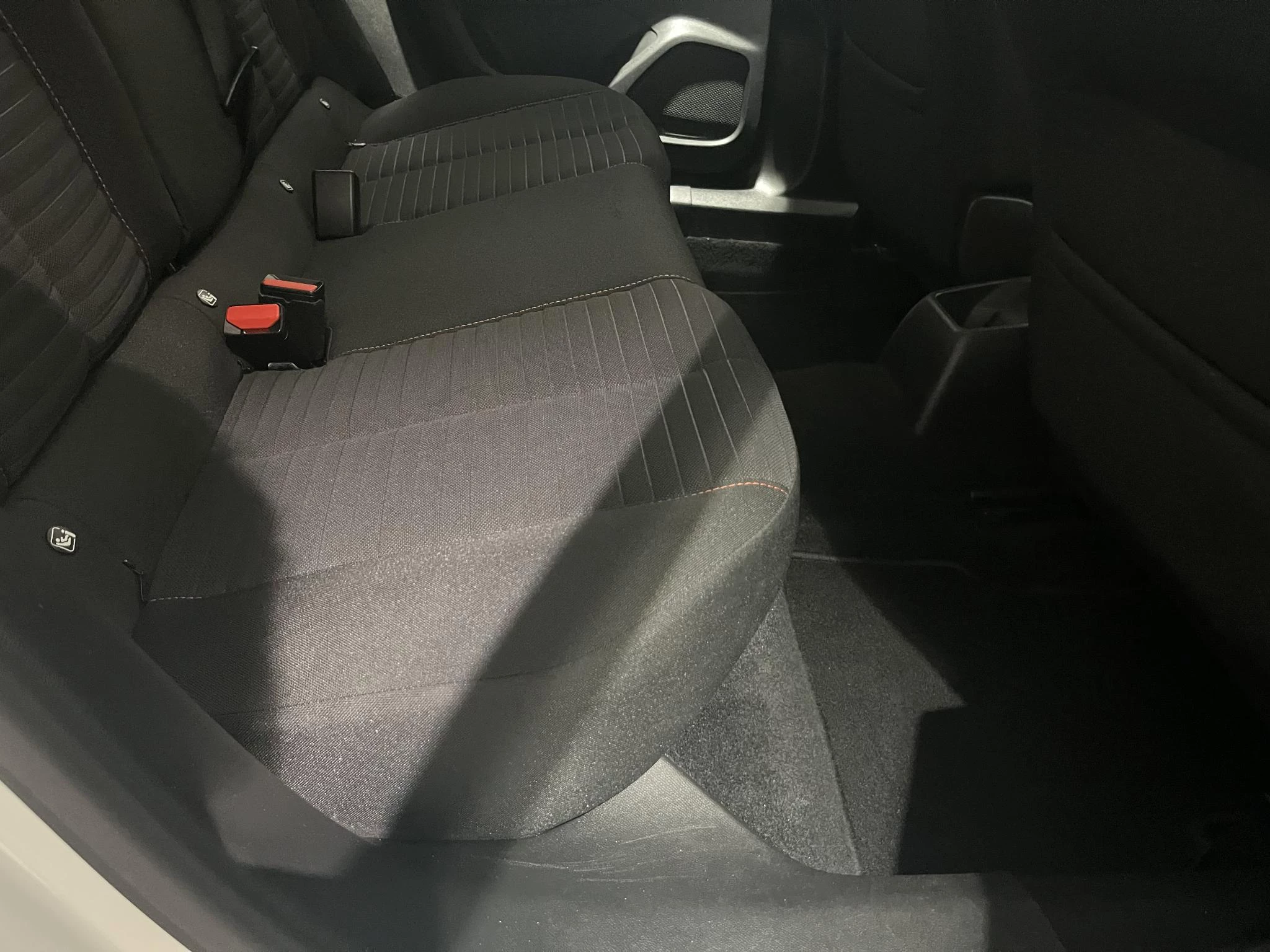Peugeot-2008-image-18