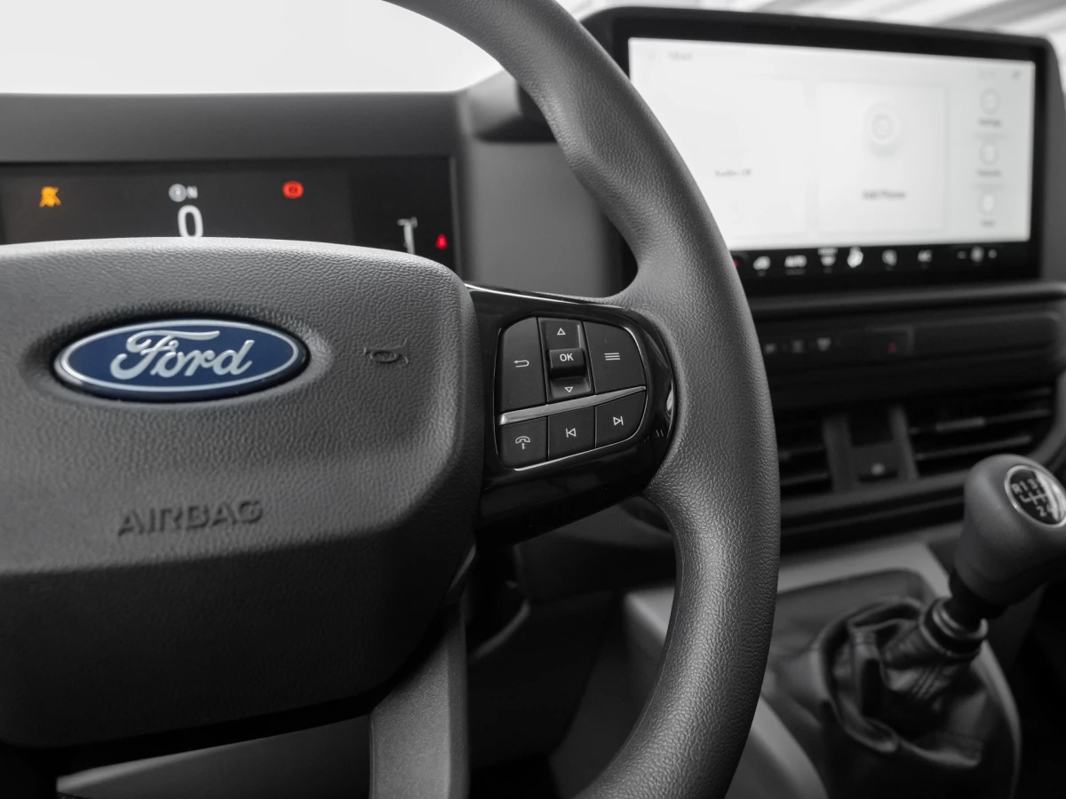 Ford-Transit Custom-image-16