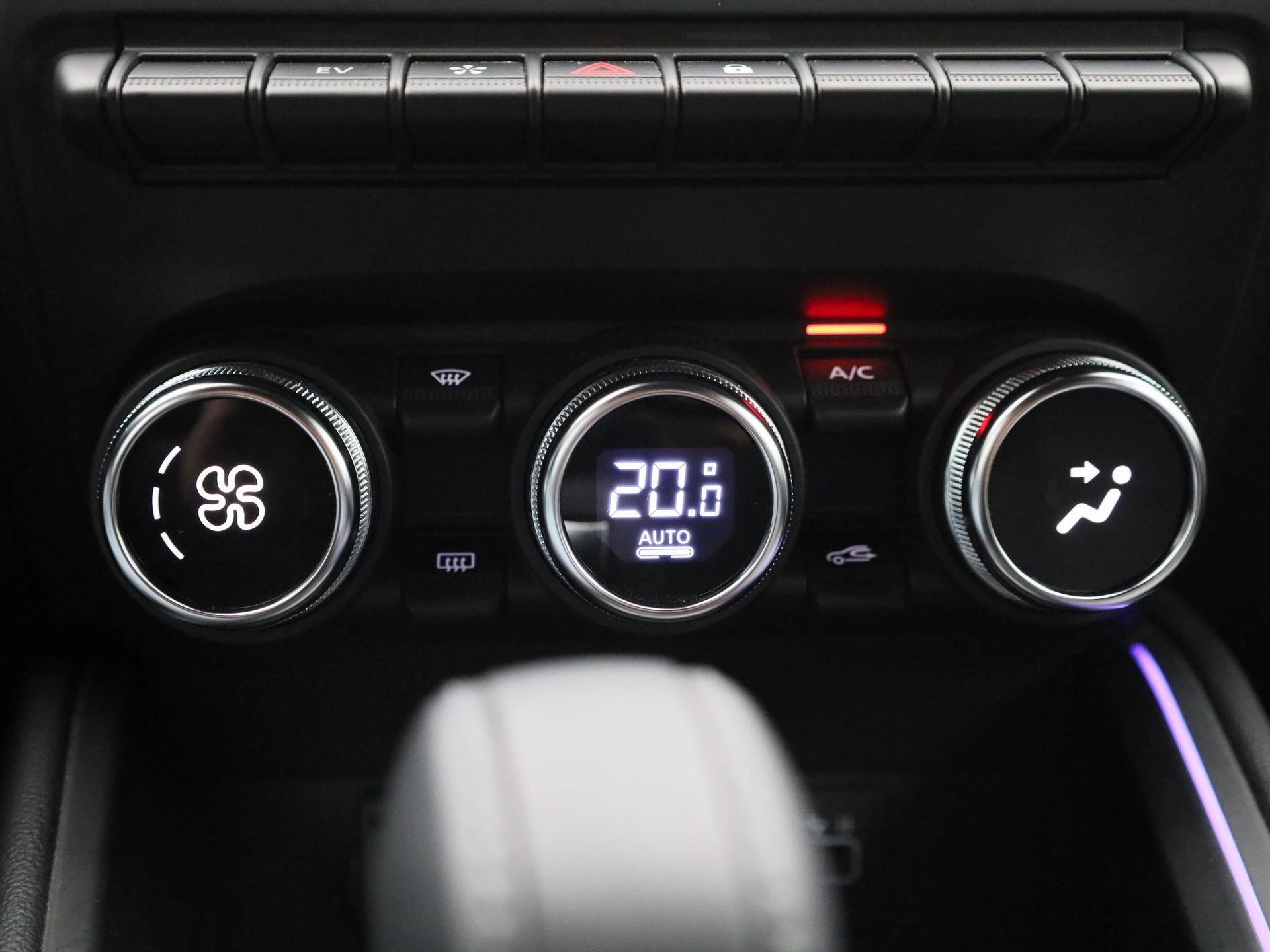 Renault-Clio-image-16