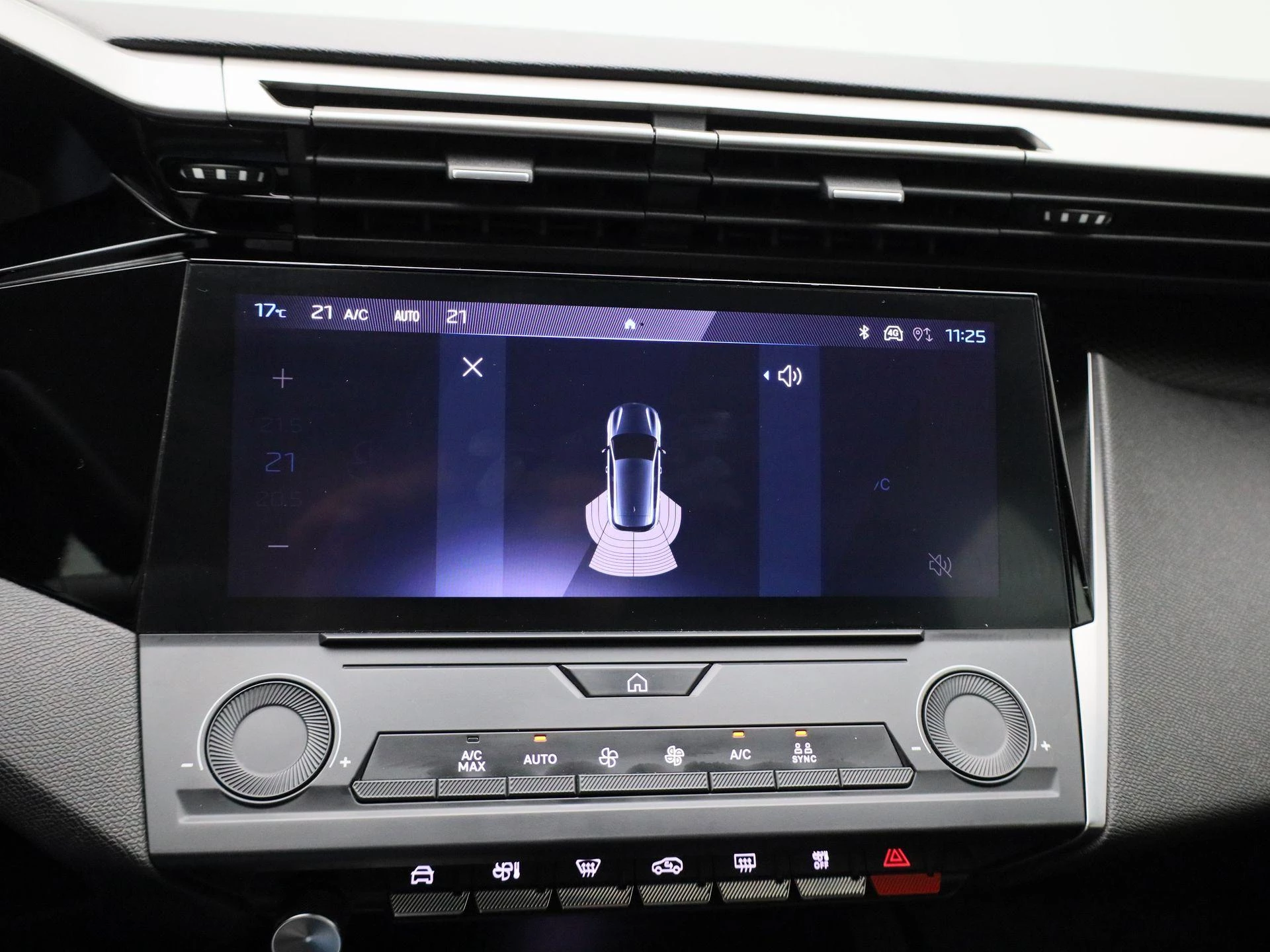 Peugeot-308-image-24
