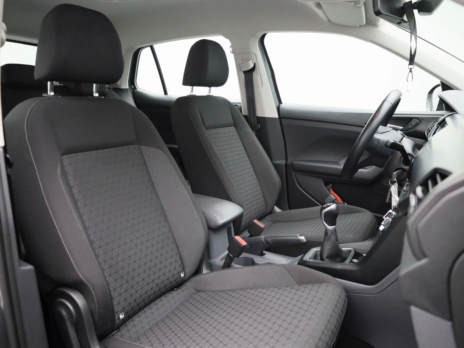 Volkswagen-T-Cross-image-31