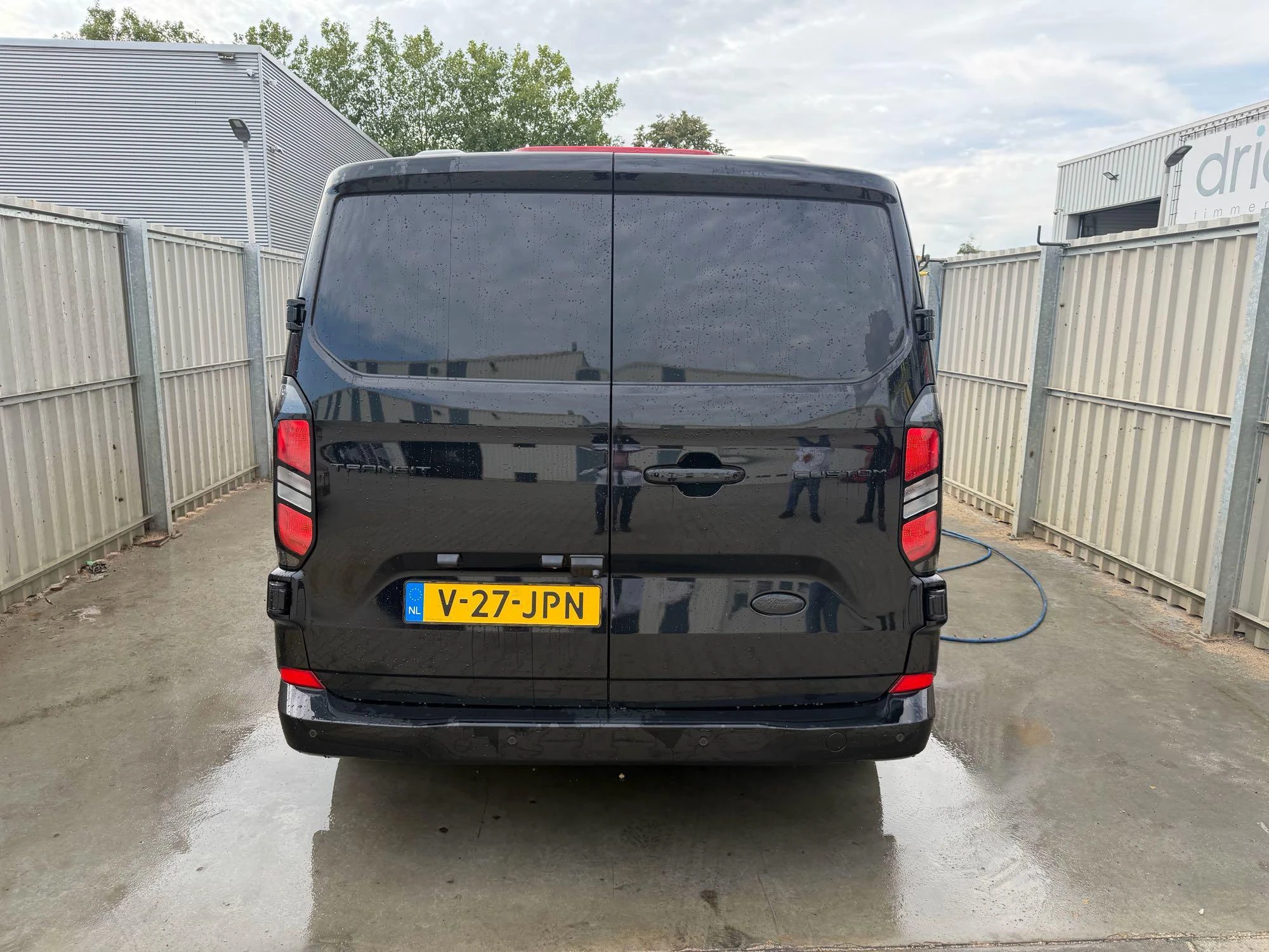 Ford-Transit Custom-image-3