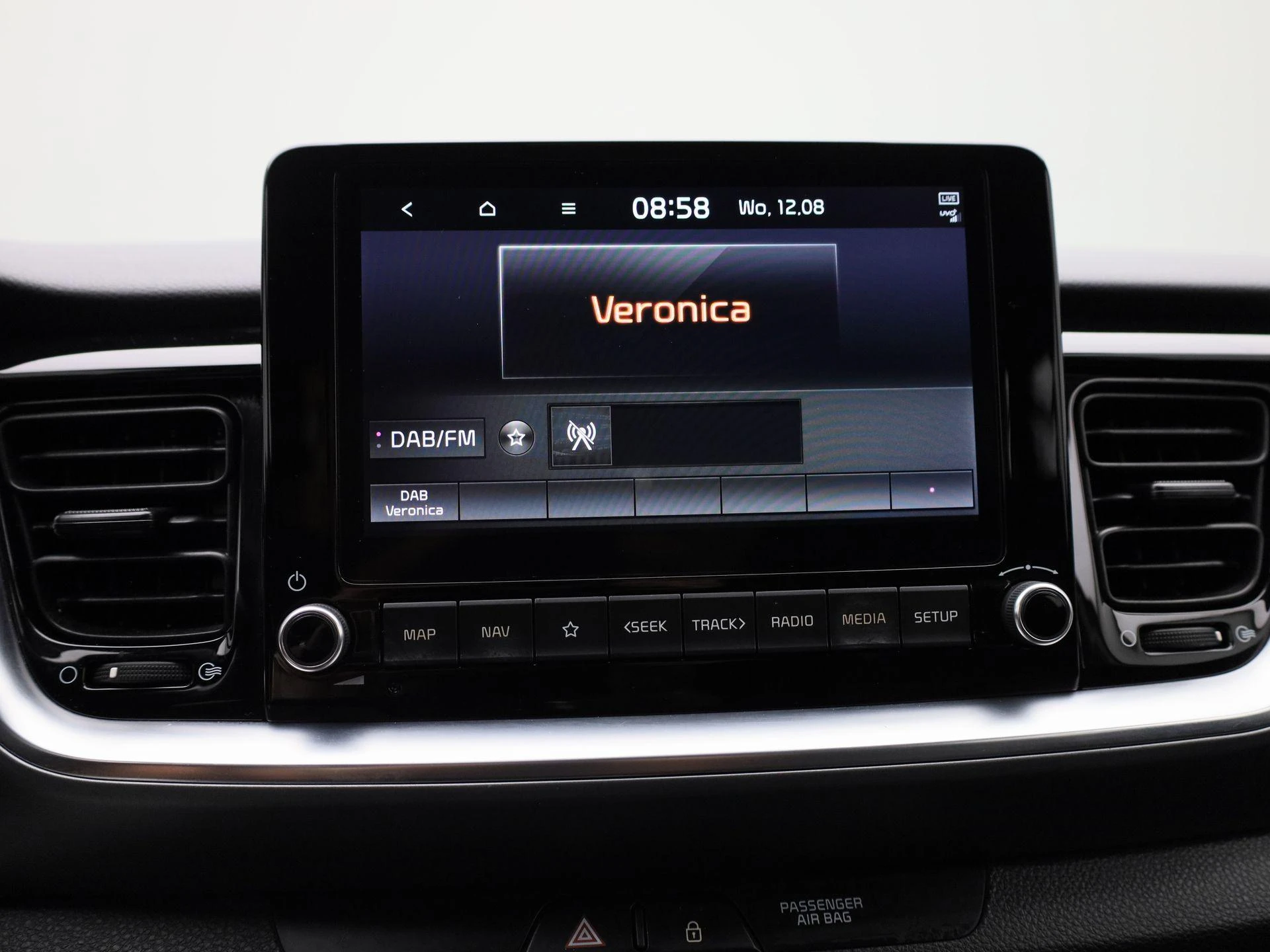 Kia-Stonic-image-18