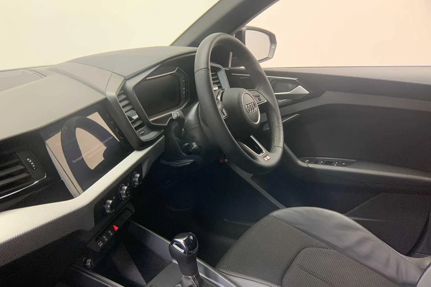 Audi-A1 Sportback-image-1