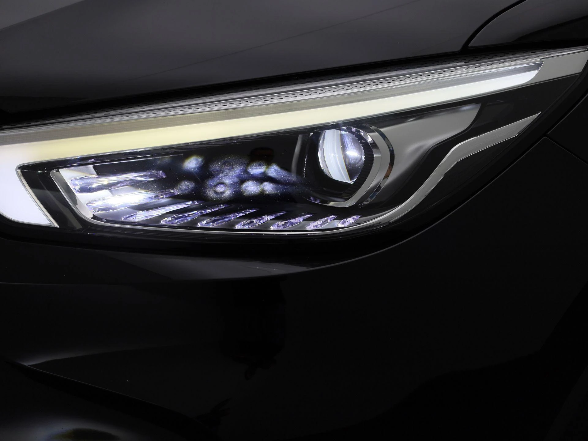 MG-ZS EV-image-14