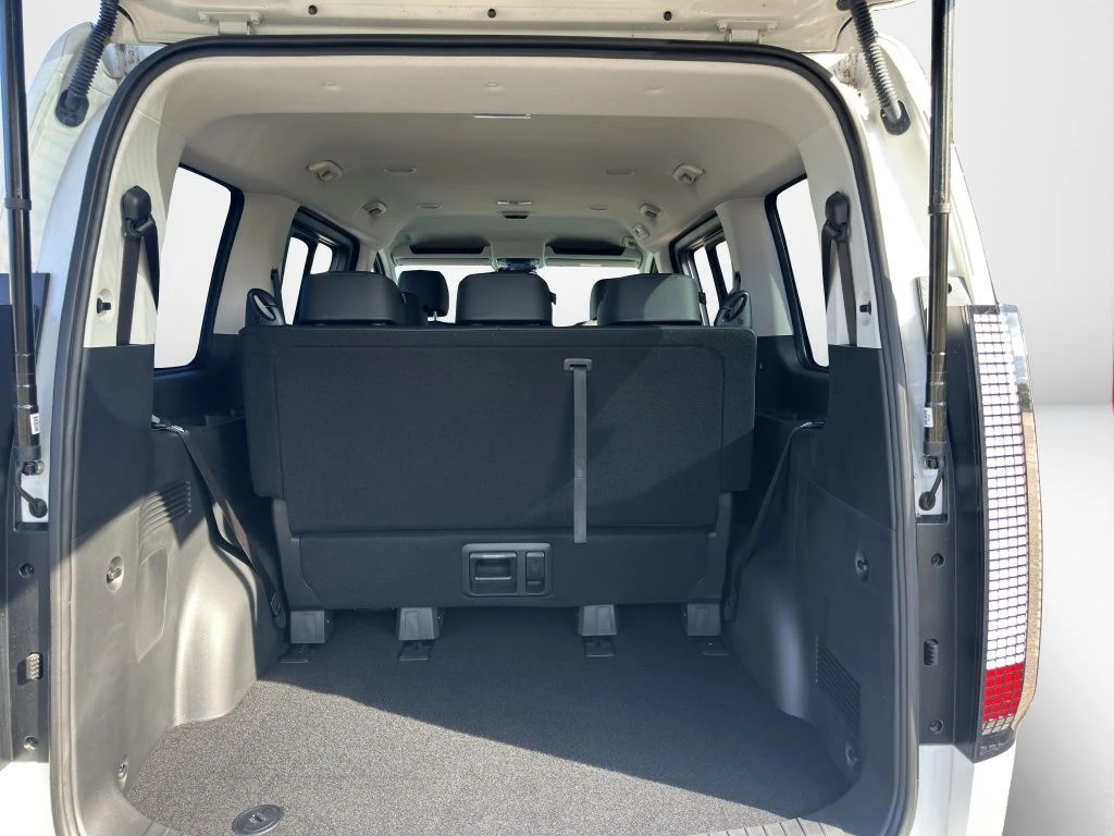 Hyundai-Staria-image-10