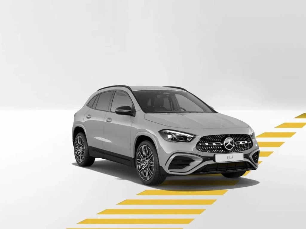 Mercedes-Benz-GLA 180-image-8