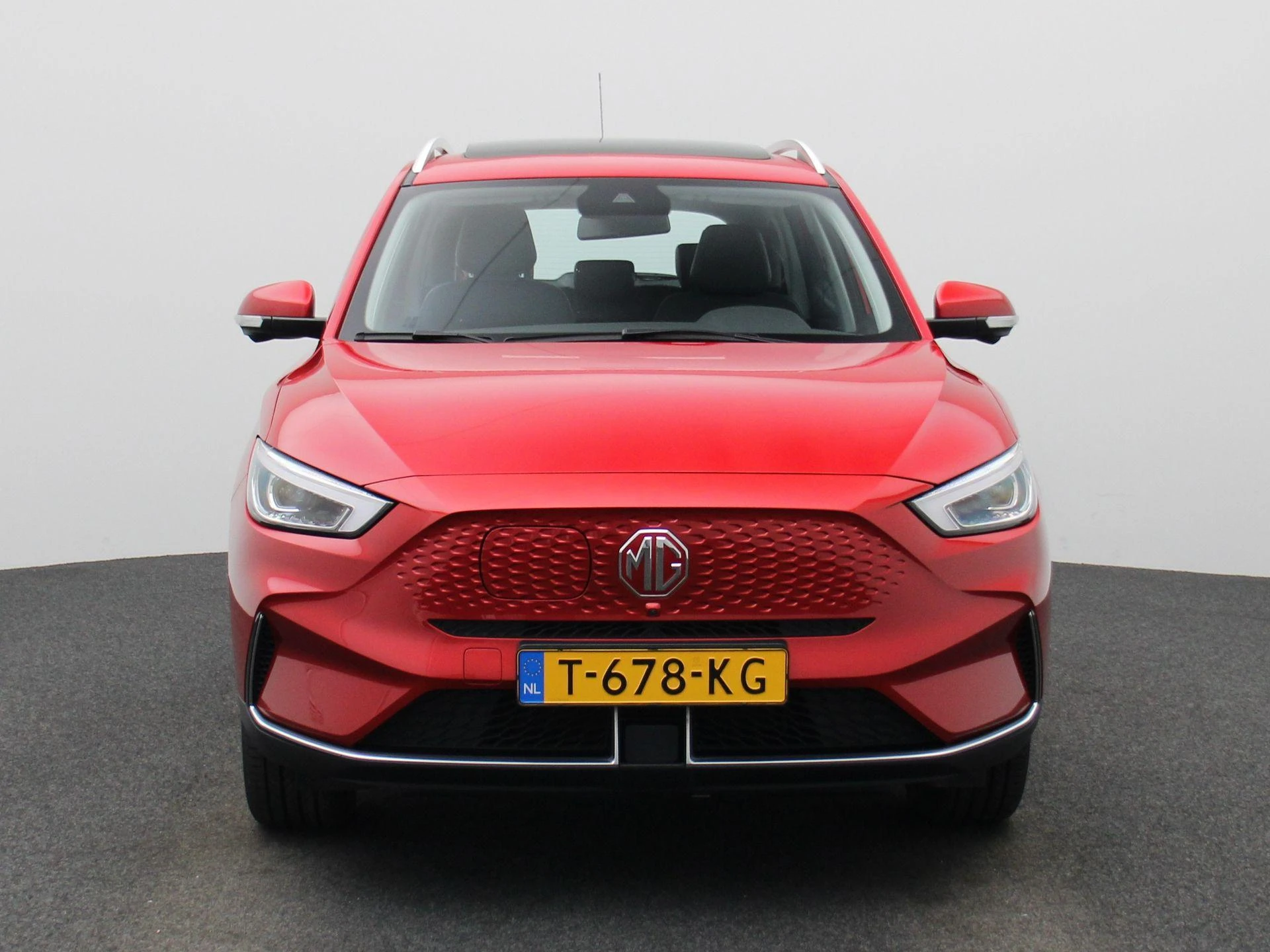 MG-ZS EV-image-2