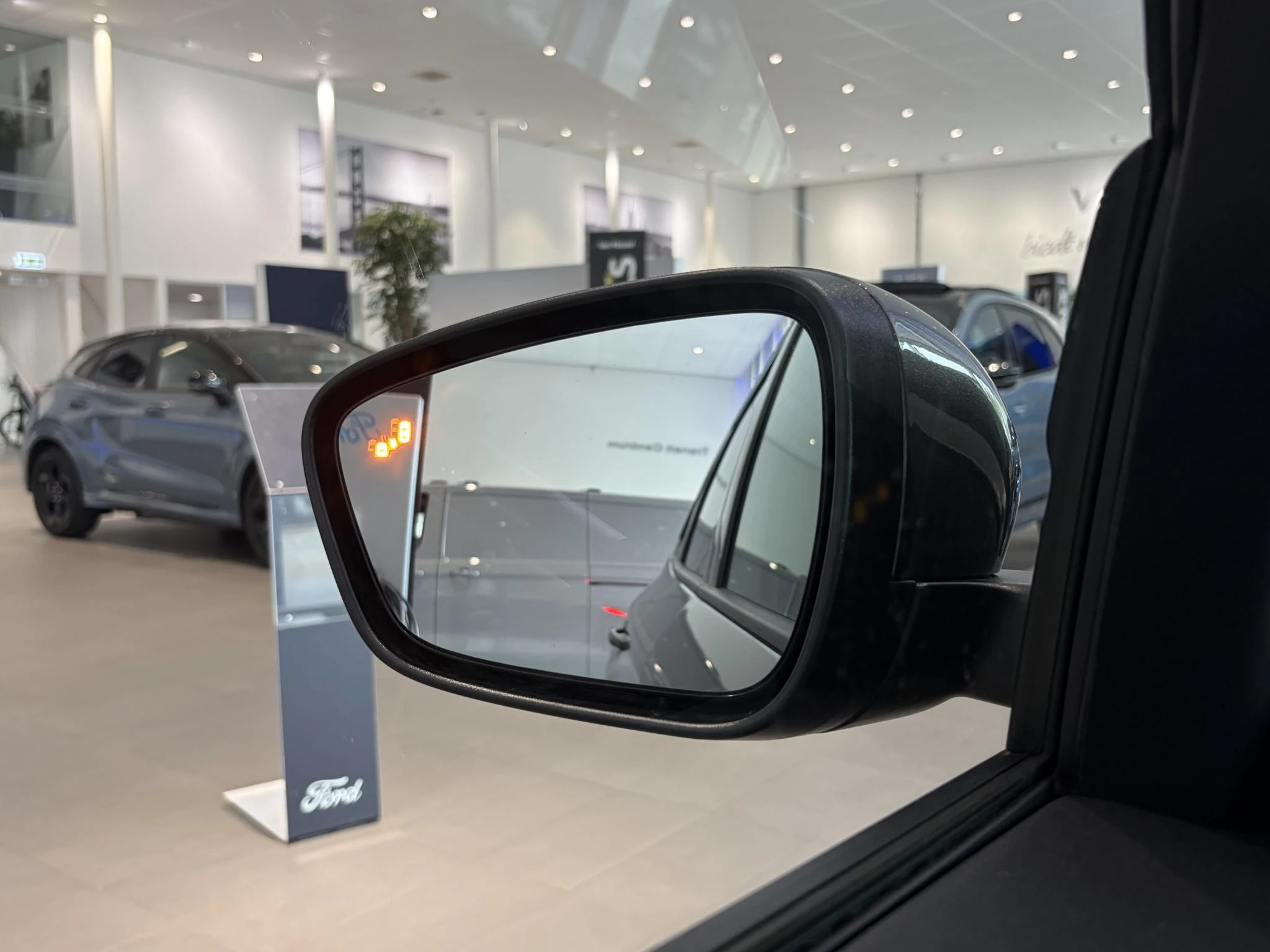 Ford-Kuga-image-10