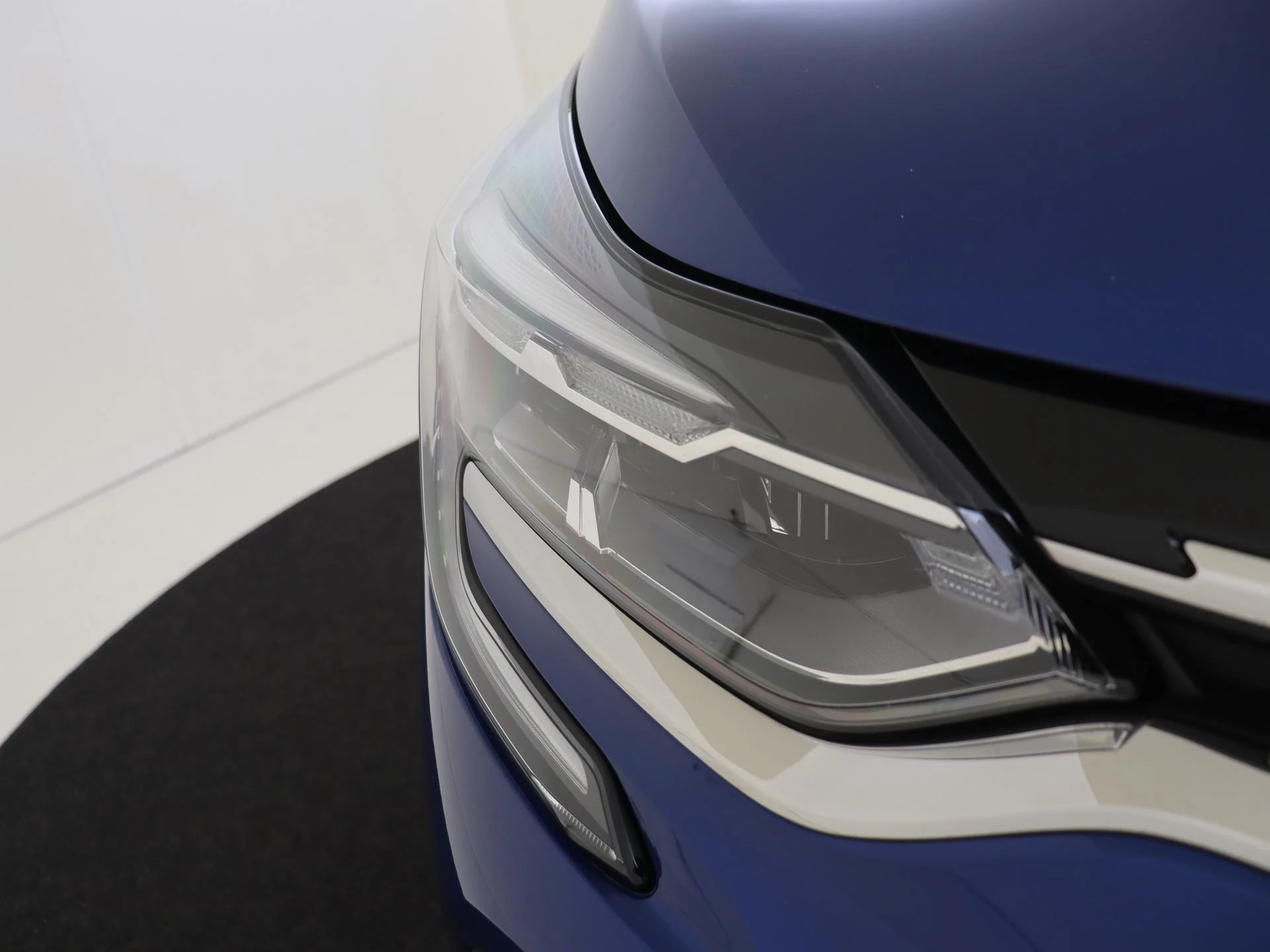 Renault-Captur-image-8