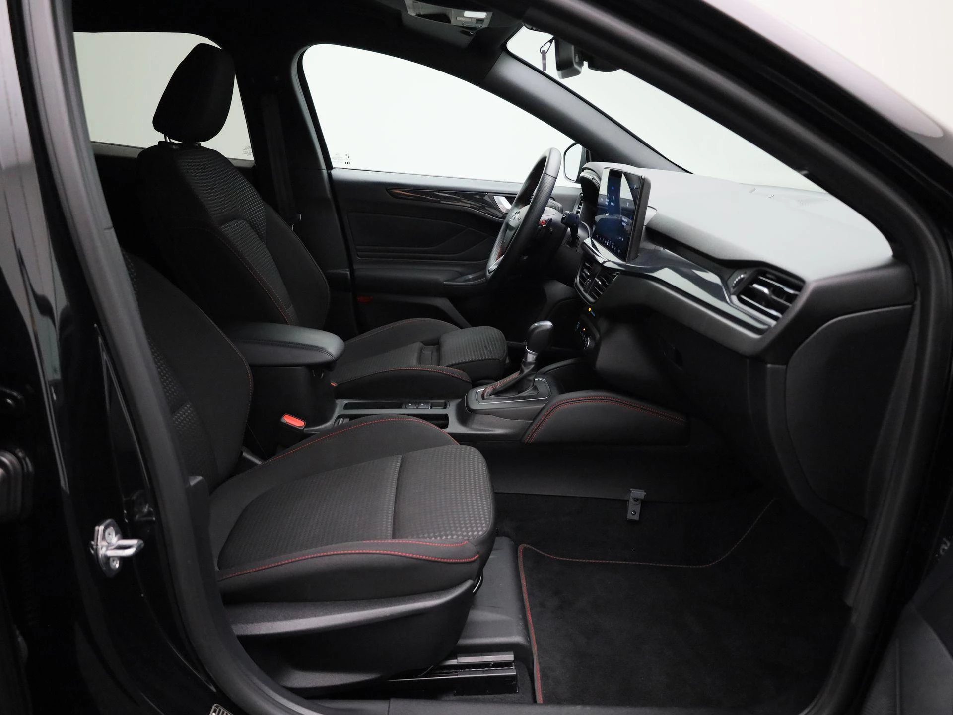 Ford Focus Wagon 1.0 EcoBoost Hybrid ST Line X