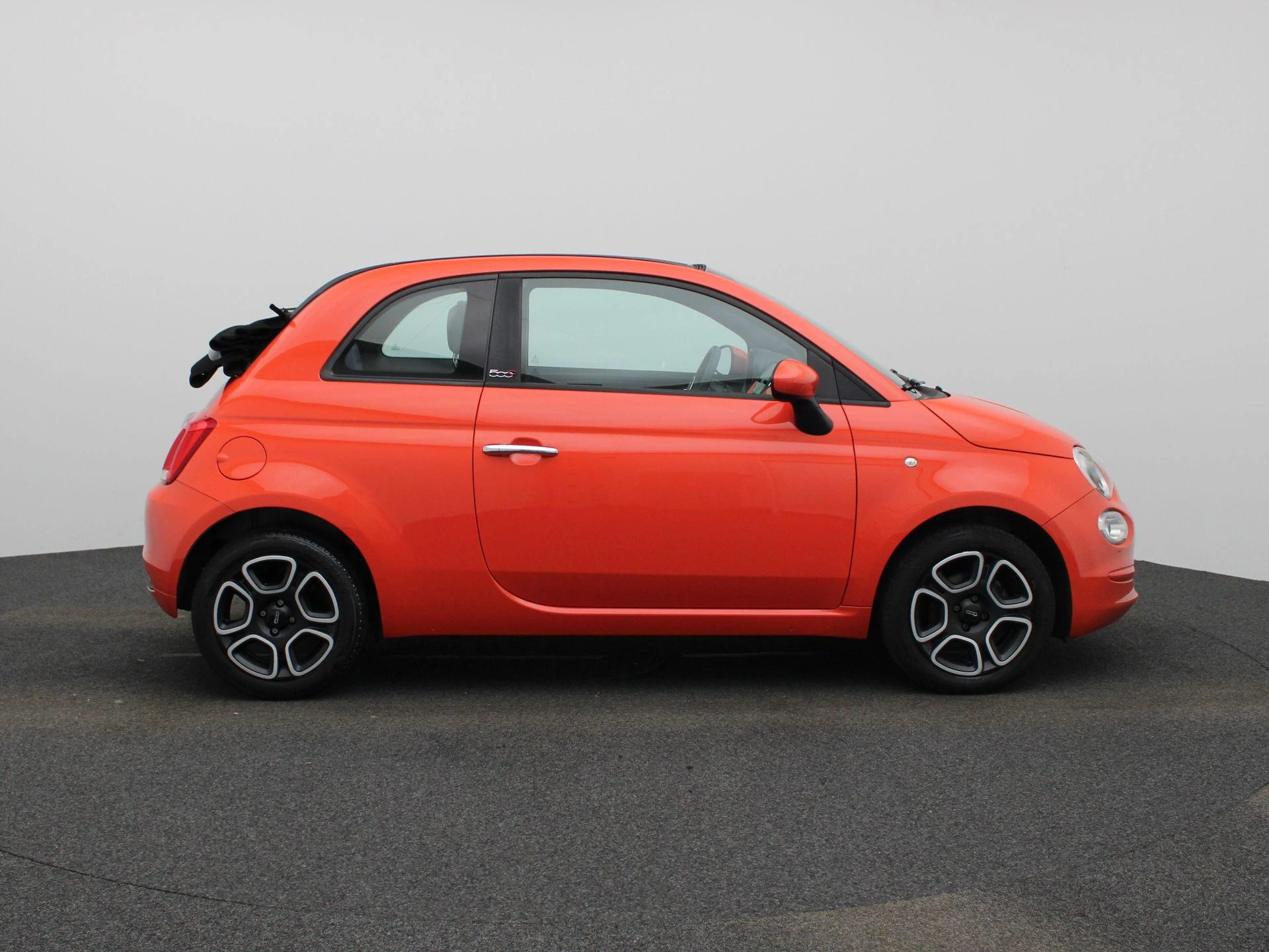 Fiat-500C-image-5