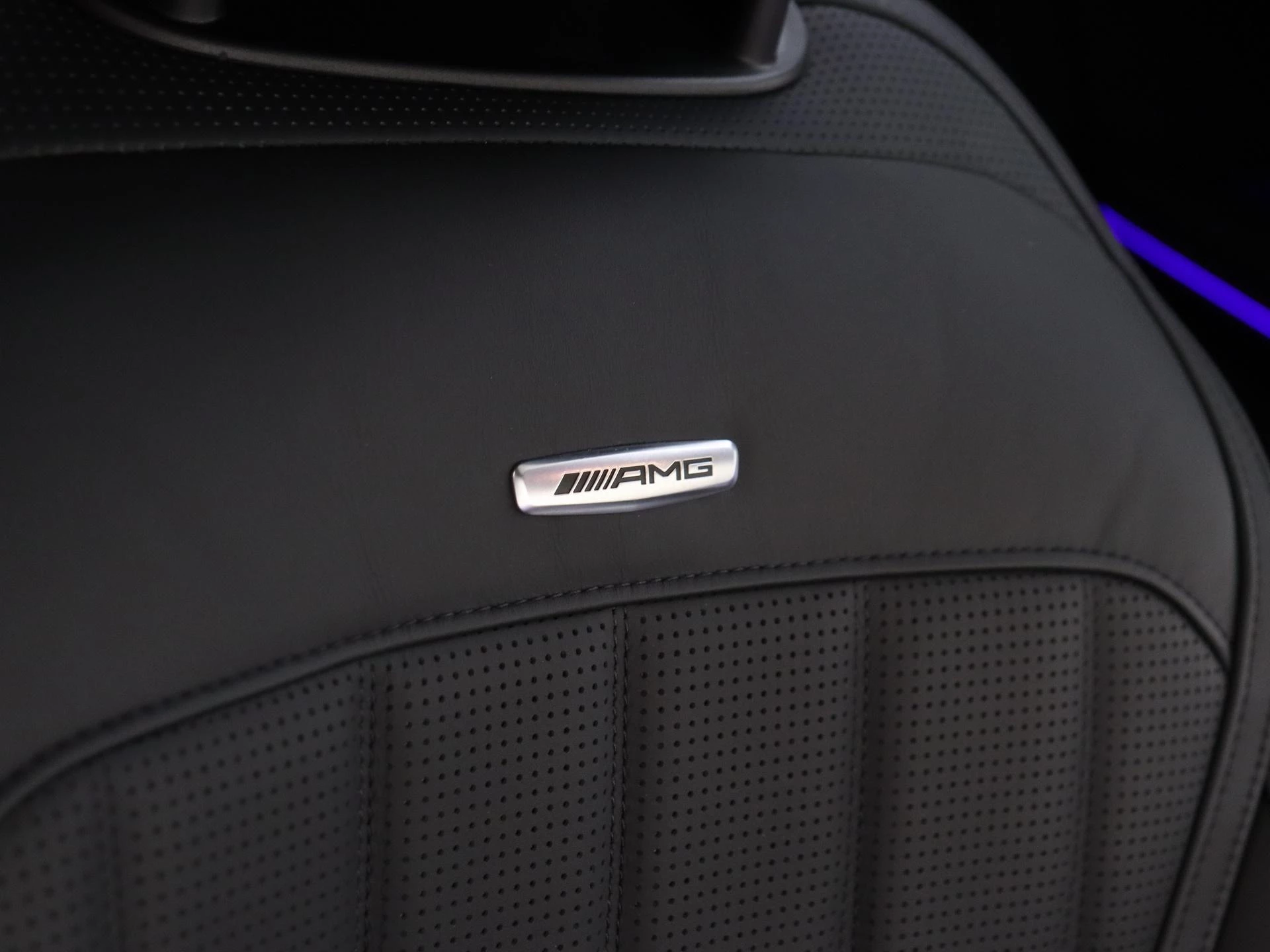 Mercedes-Benz-S-Klasse-image-16