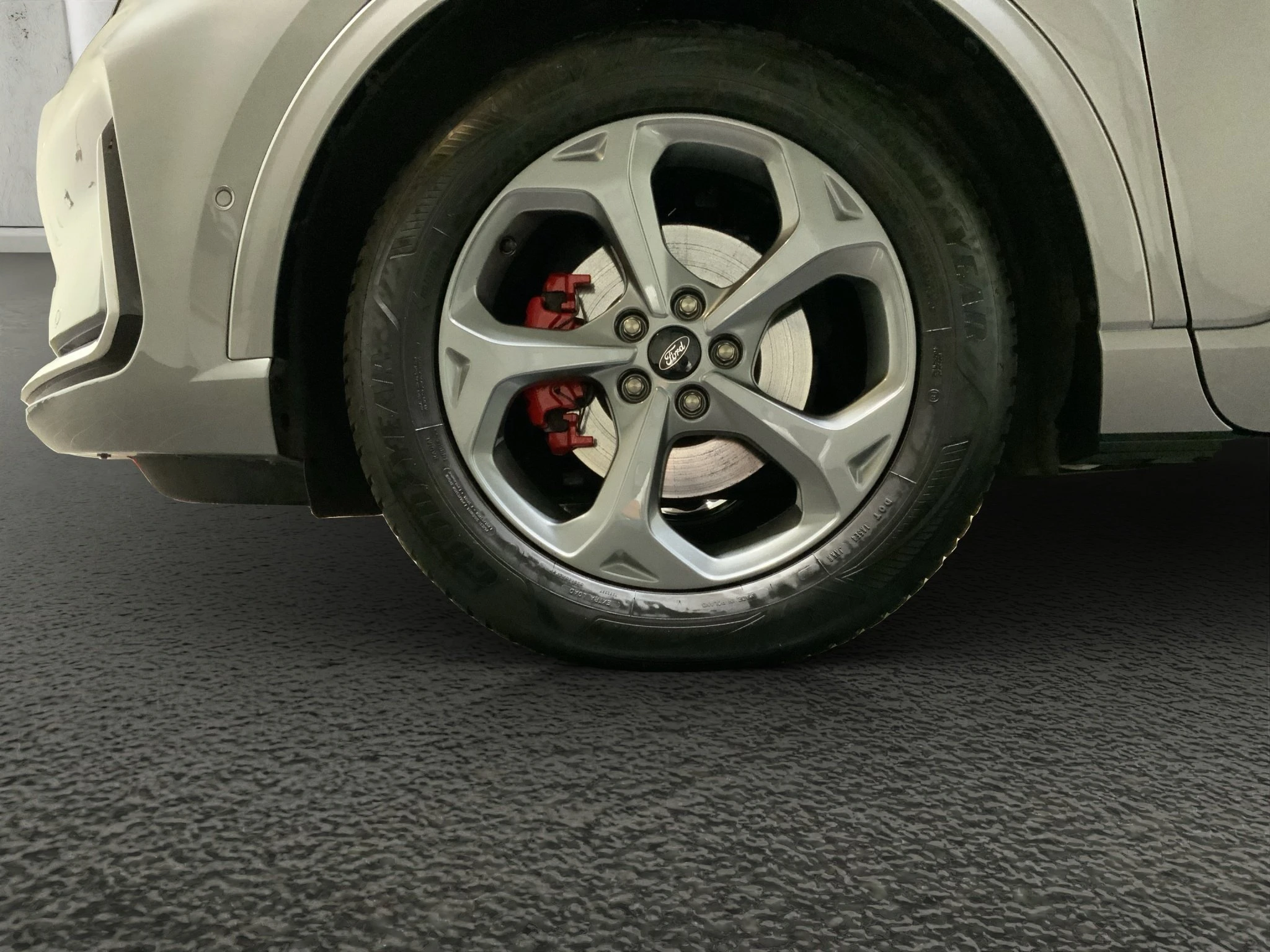 Ford-Kuga-image-8