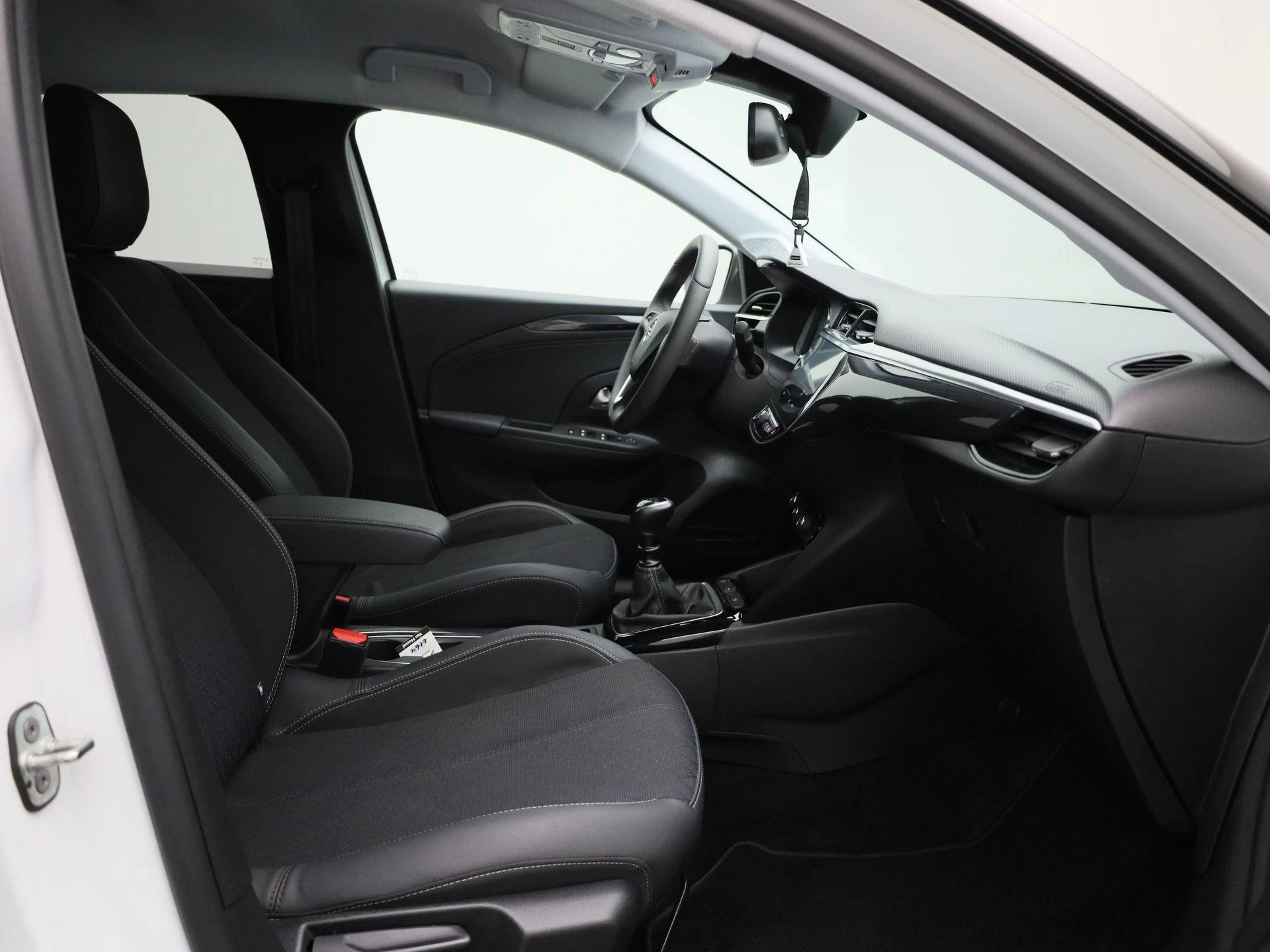 Opel-Corsa-image-31