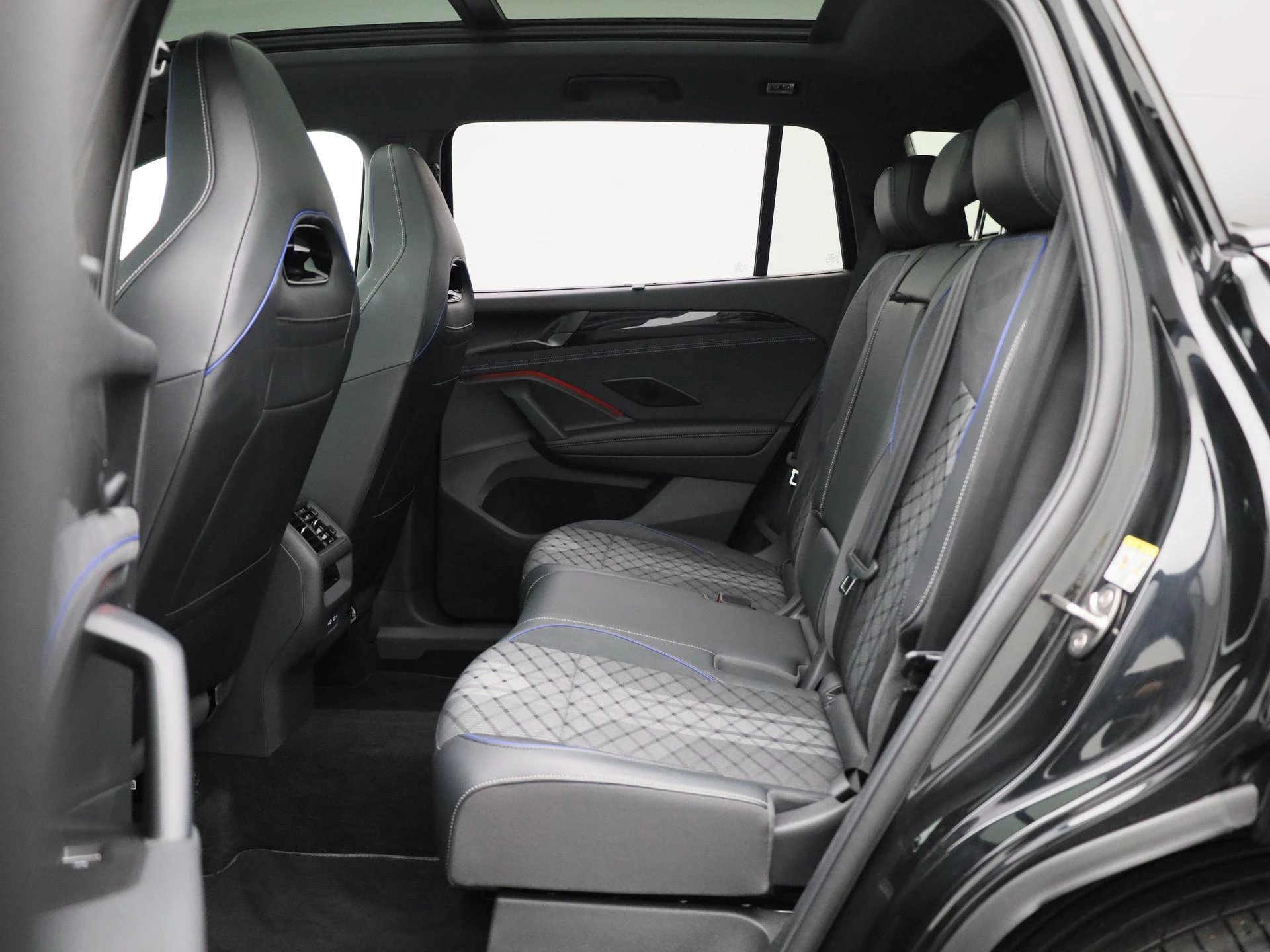 Volkswagen-Tayron-image-11