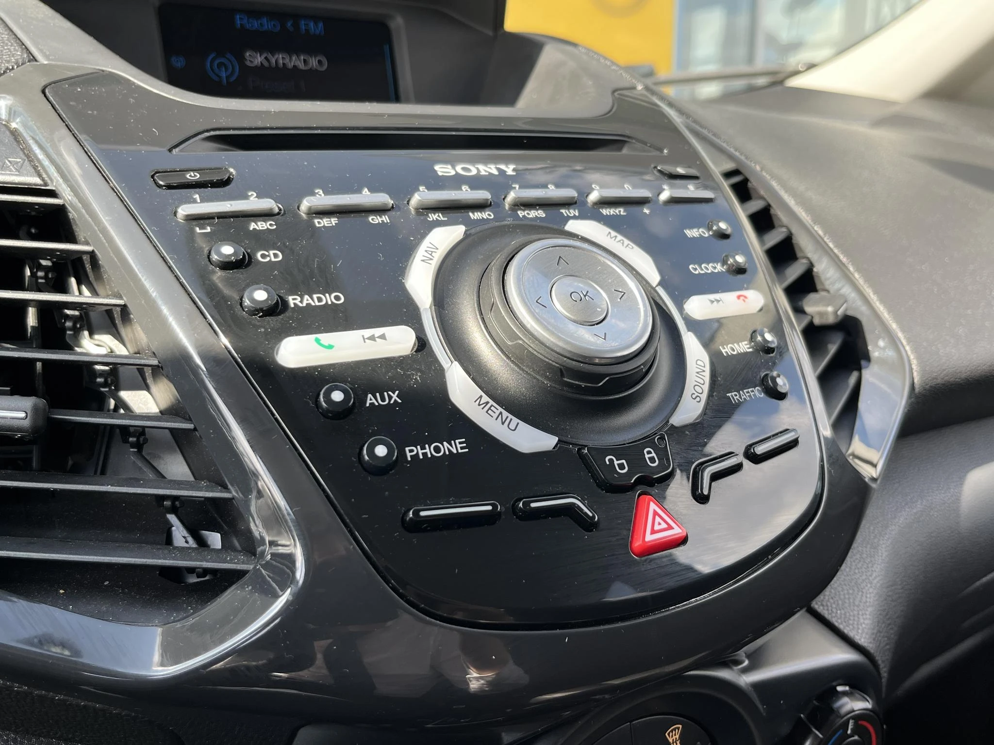 Ford-EcoSport-image-29