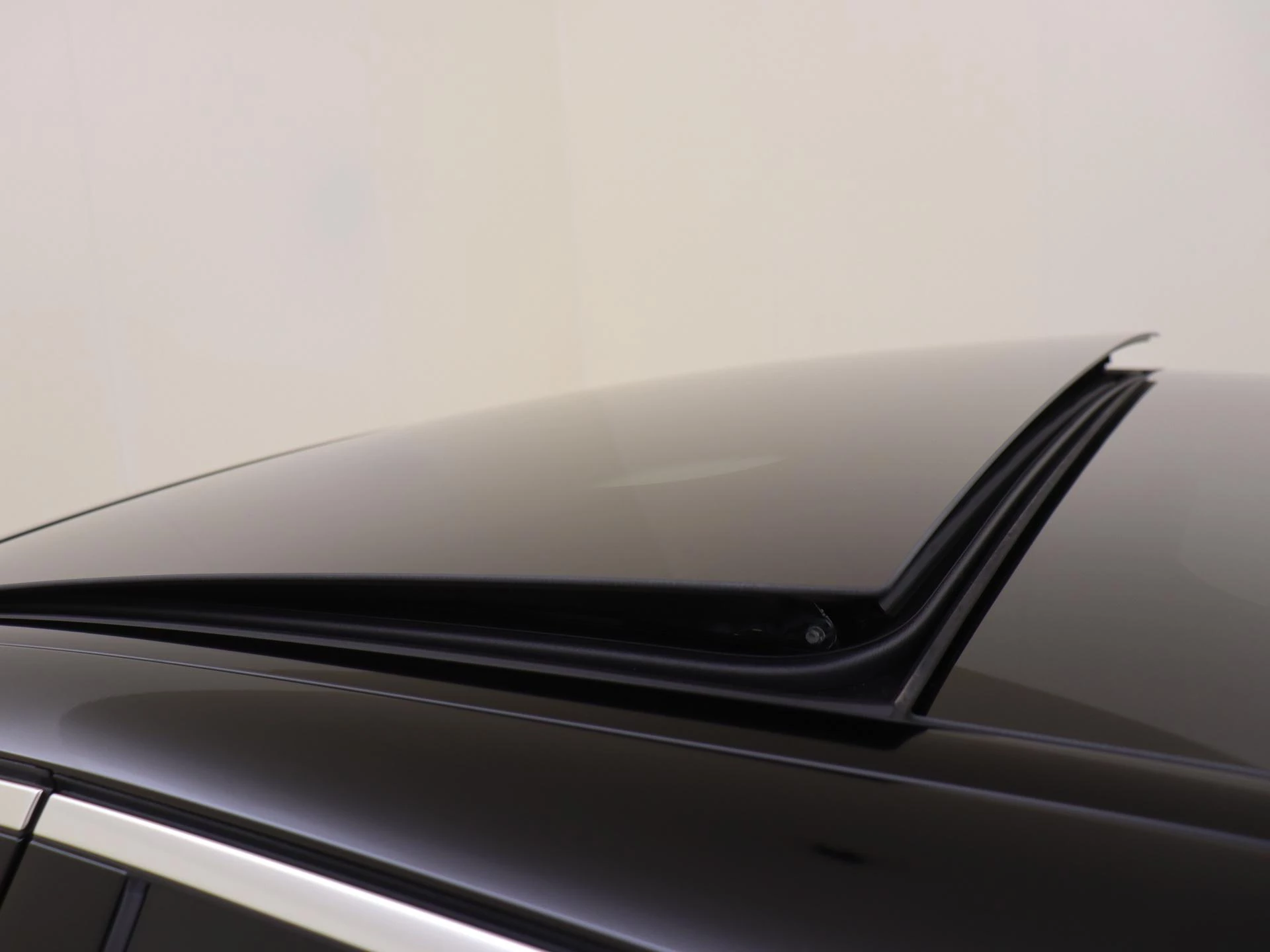 Mercedes-Benz-E-Klasse-image-27